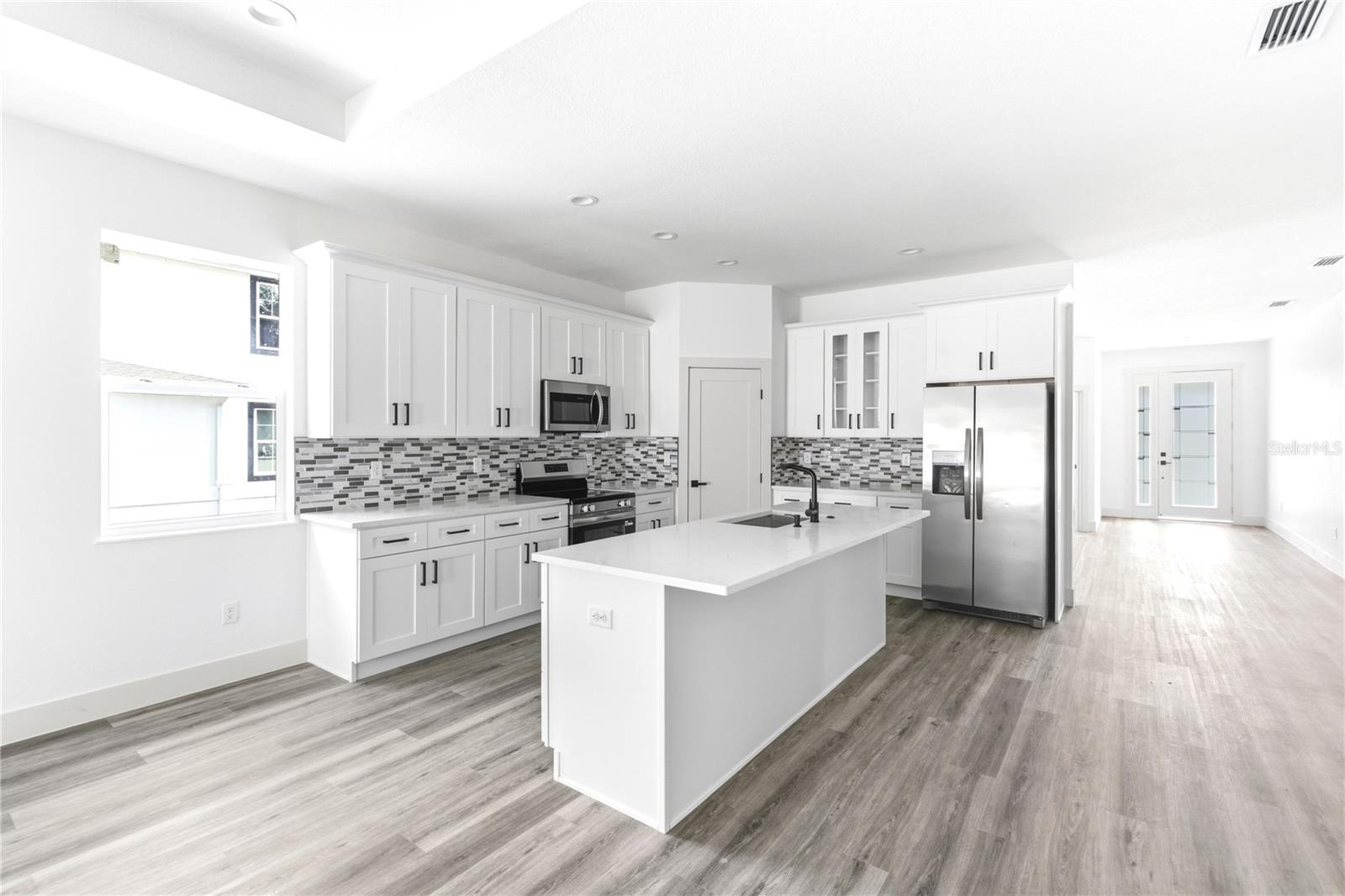 2605 S 70TH ST, TAMPA, FL — photo 18