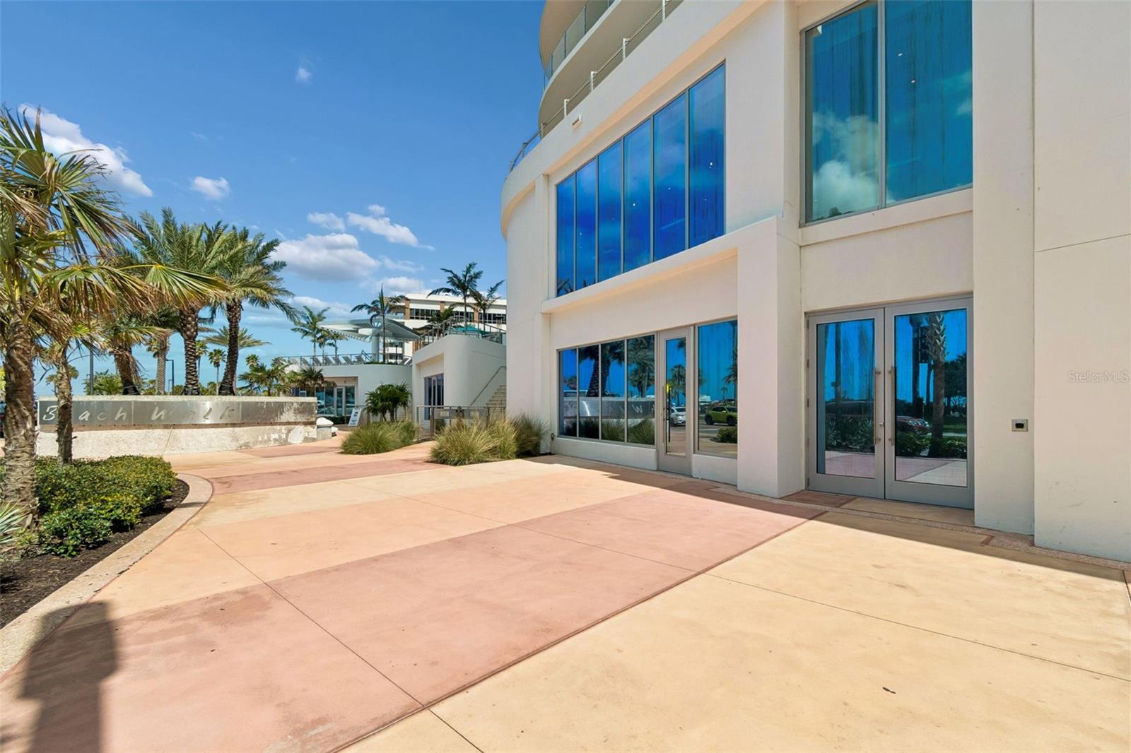 400 CORONADO DR, CLEARWATER BEACH, FL — photo 7