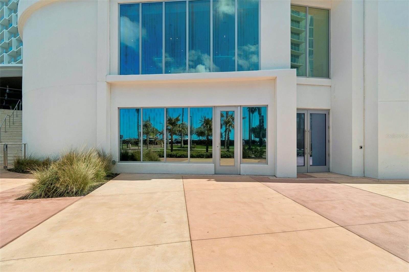 400 CORONADO DR, CLEARWATER BEACH, FL — photo 9