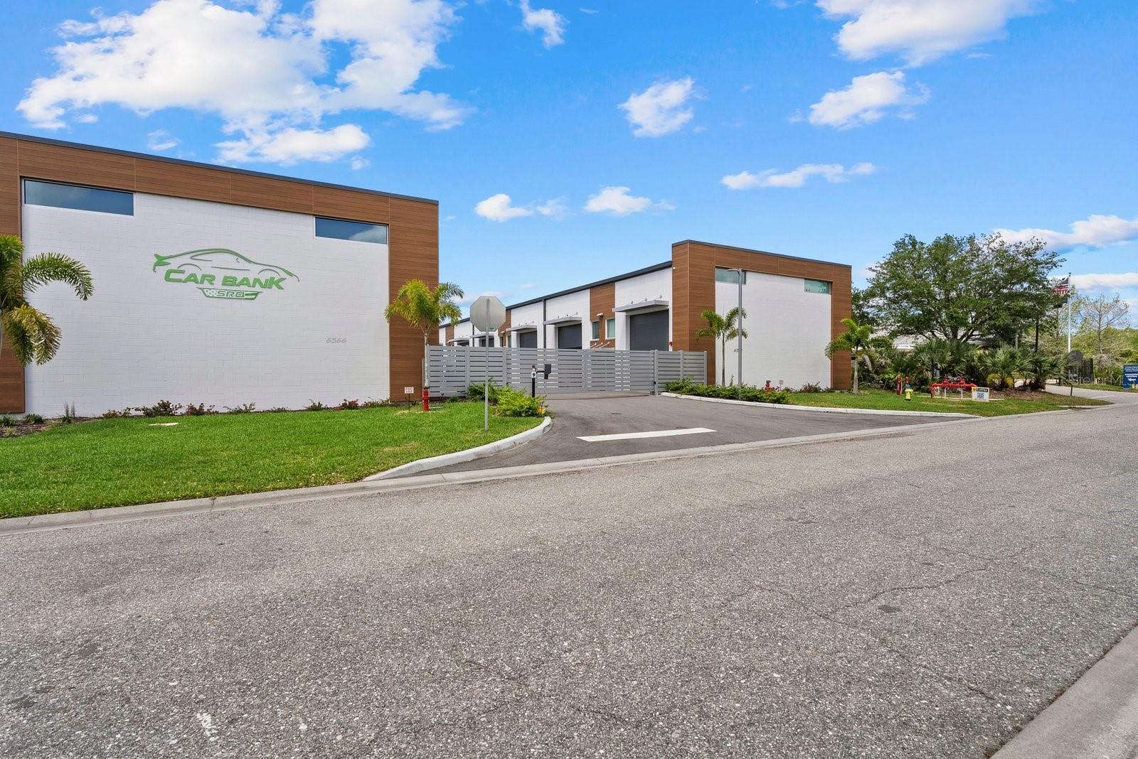 6566 PALMER PARK CIR #1, SARASOTA, FL