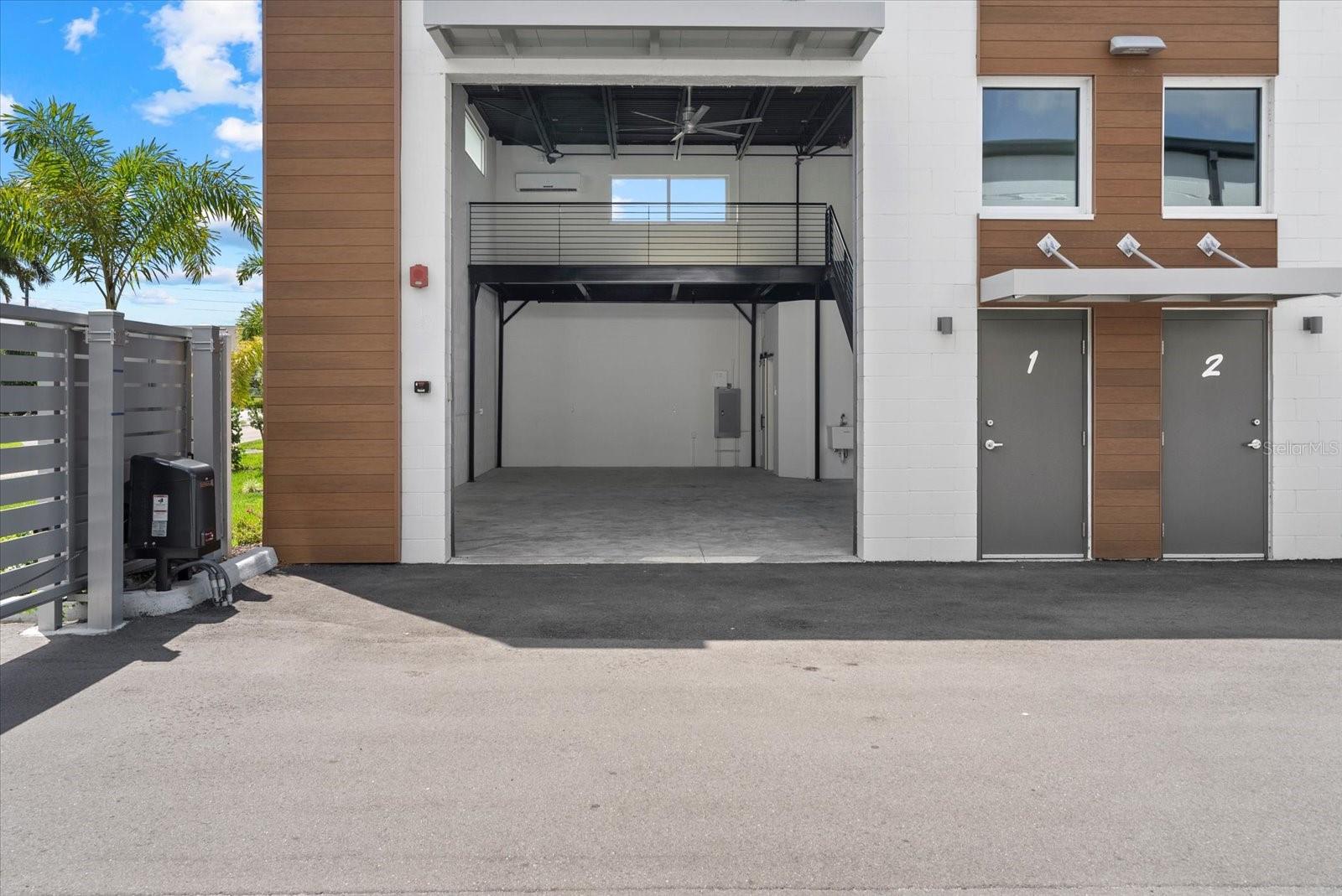 6566 PALMER PARK CIR #1, SARASOTA, FL — photo 2