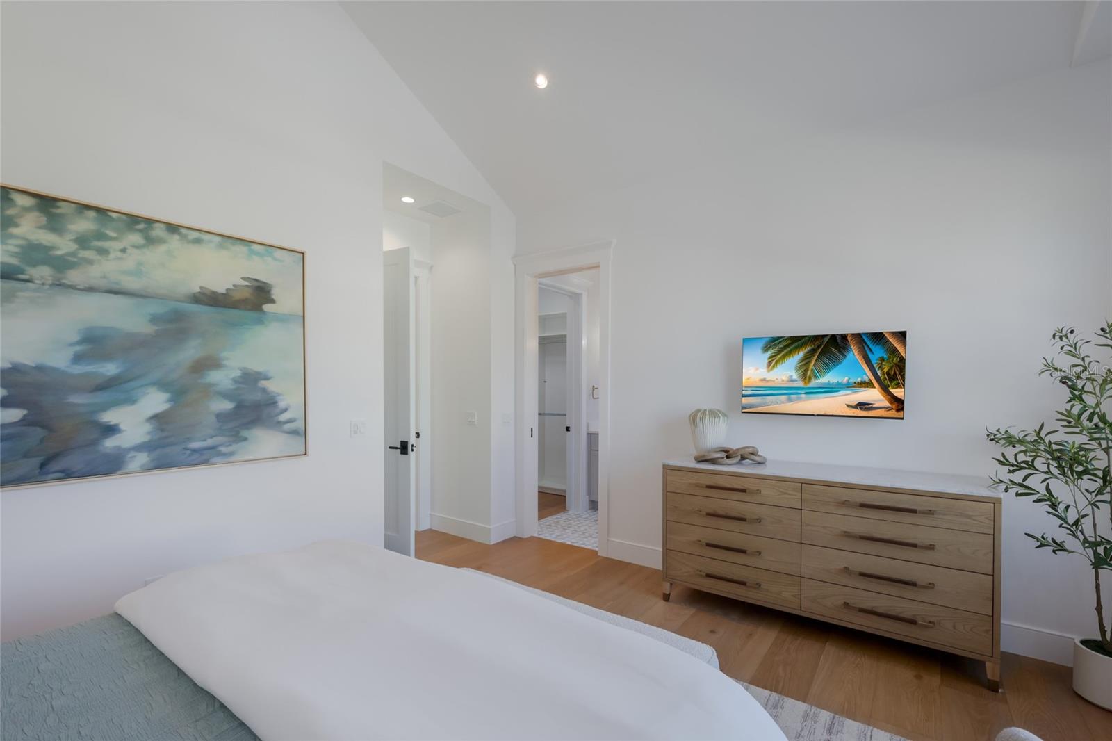 215 SYCAMORE AVE, ANNA MARIA, FL — photo 36