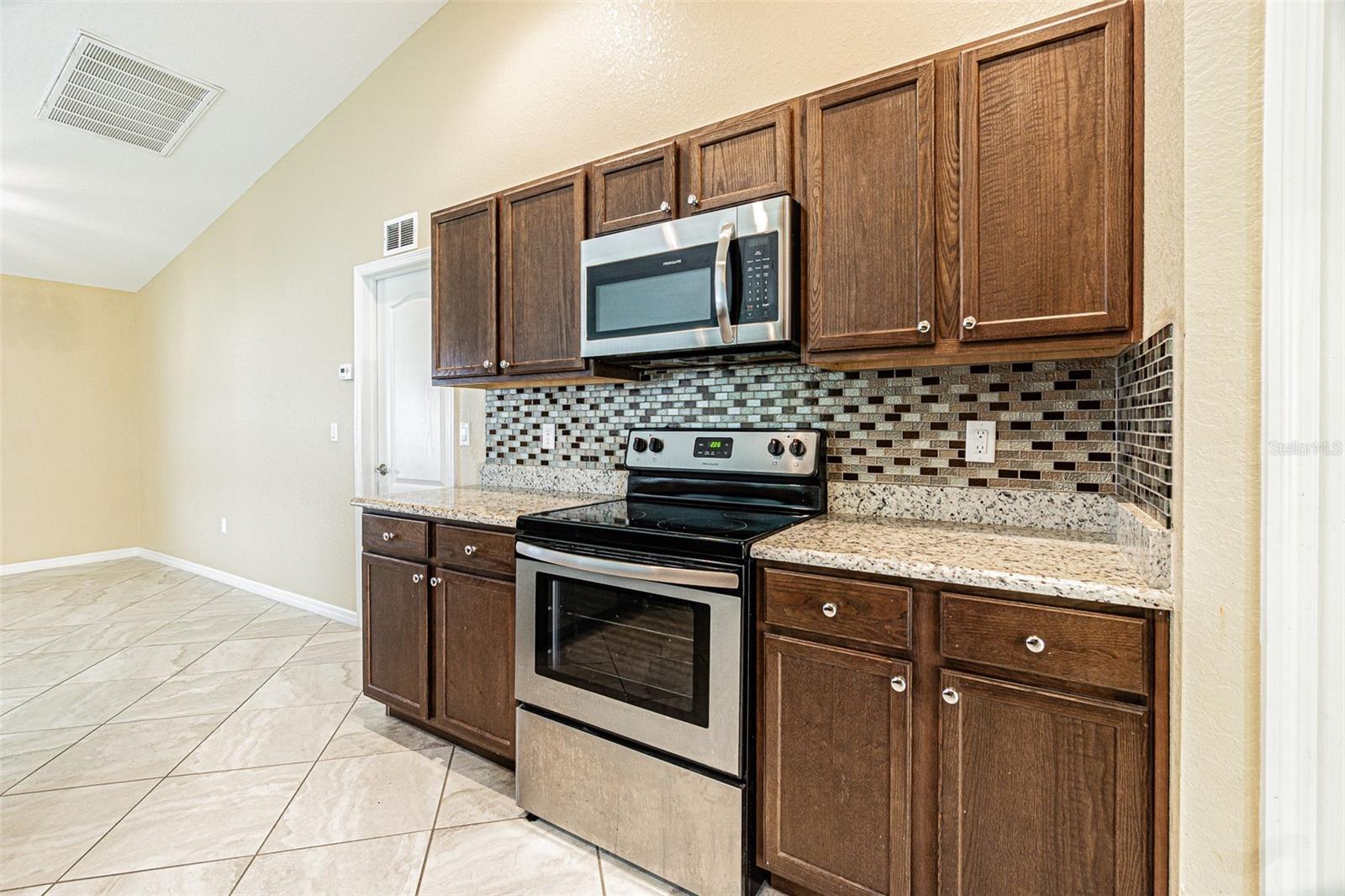 1311 EVERGREEN PARK CIR, LAKELAND, FL — photo 6