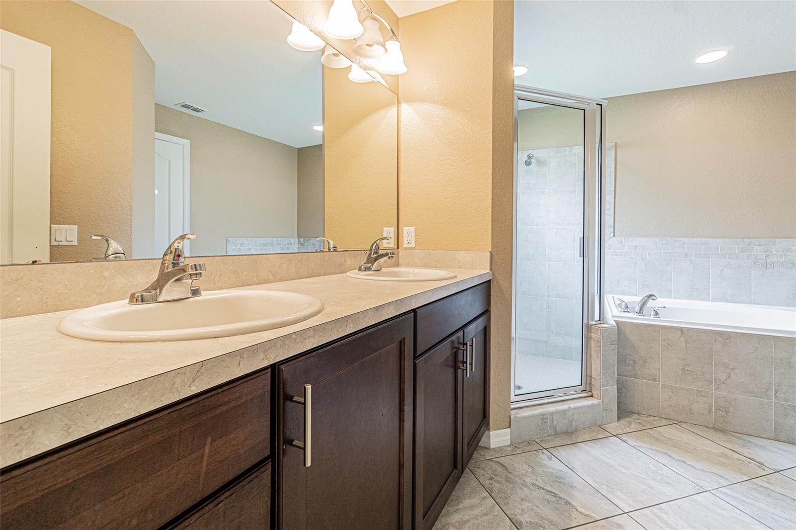1311 EVERGREEN PARK CIR, LAKELAND, FL — photo 13