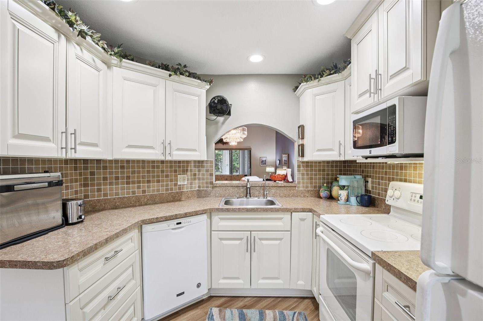 11622 COCOWOOD DR, NEW PORT RICHEY, FL — photo 11