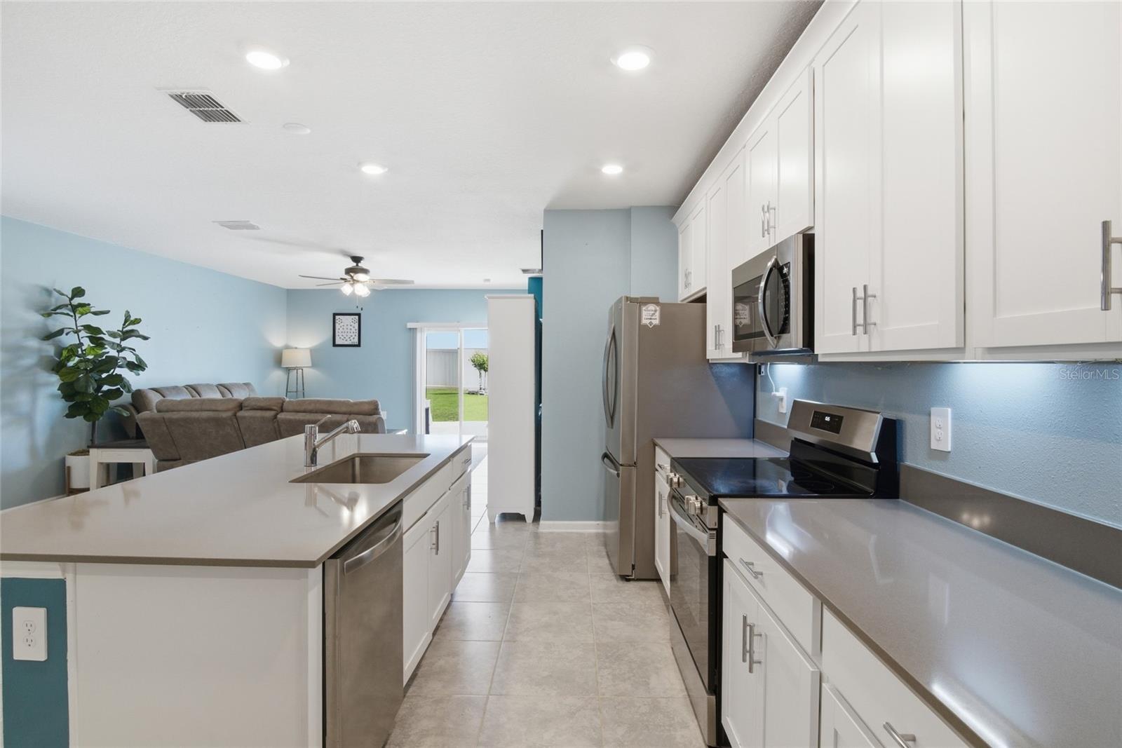 2707 RUNNERS CIR, CLERMONT, FL — photo 11