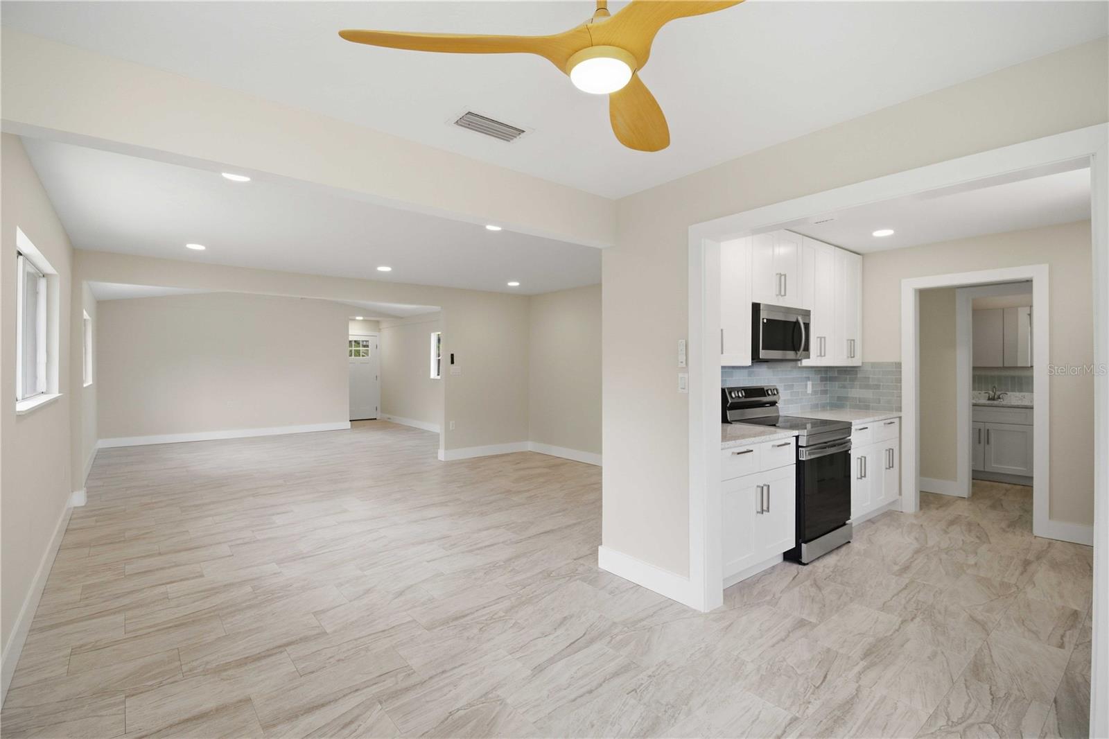 2816 MICHIGAN ST, SARASOTA, FL — photo 11