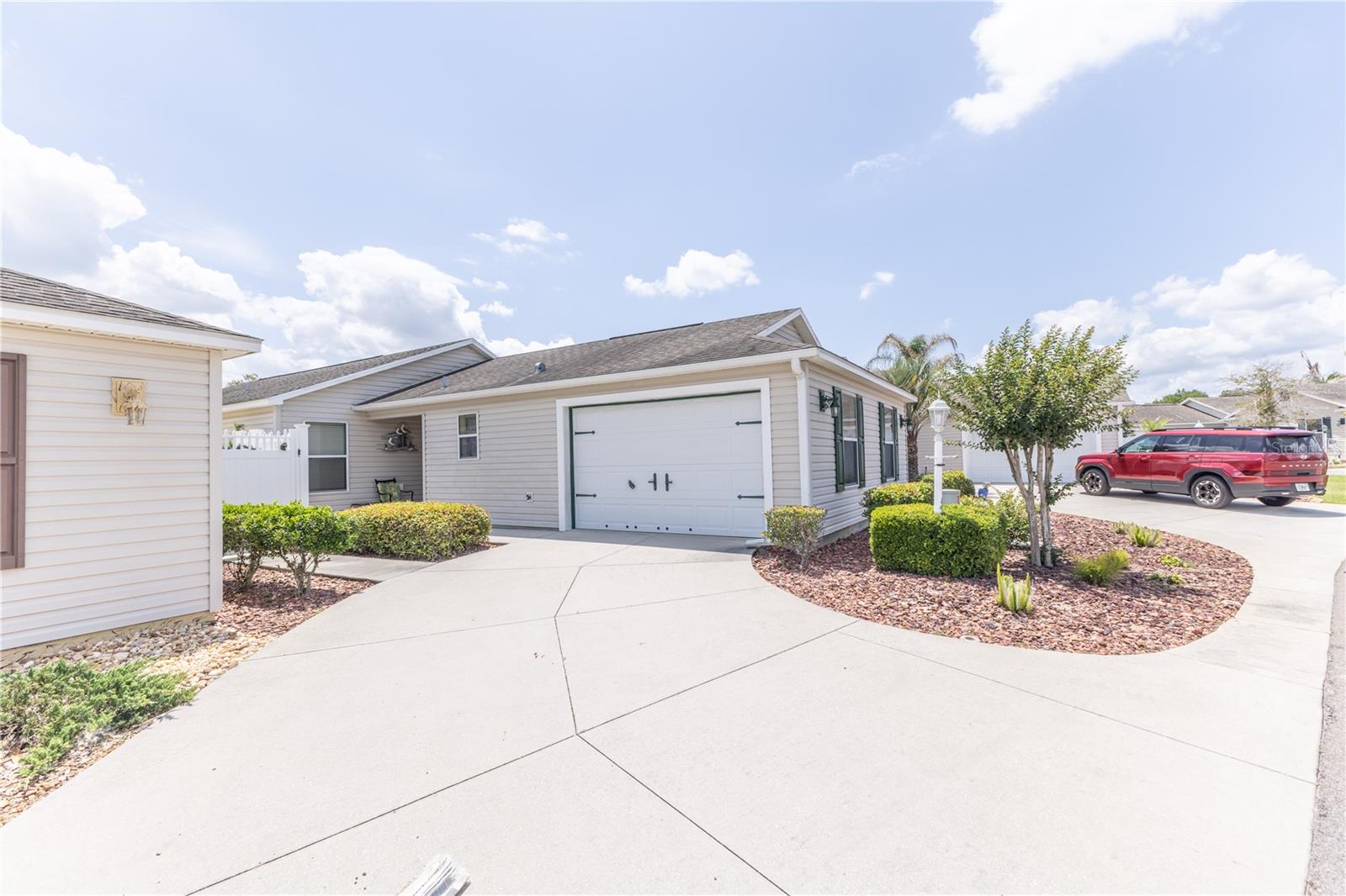 2306 NACKMAN PL, THE VILLAGES, FL — photo 3