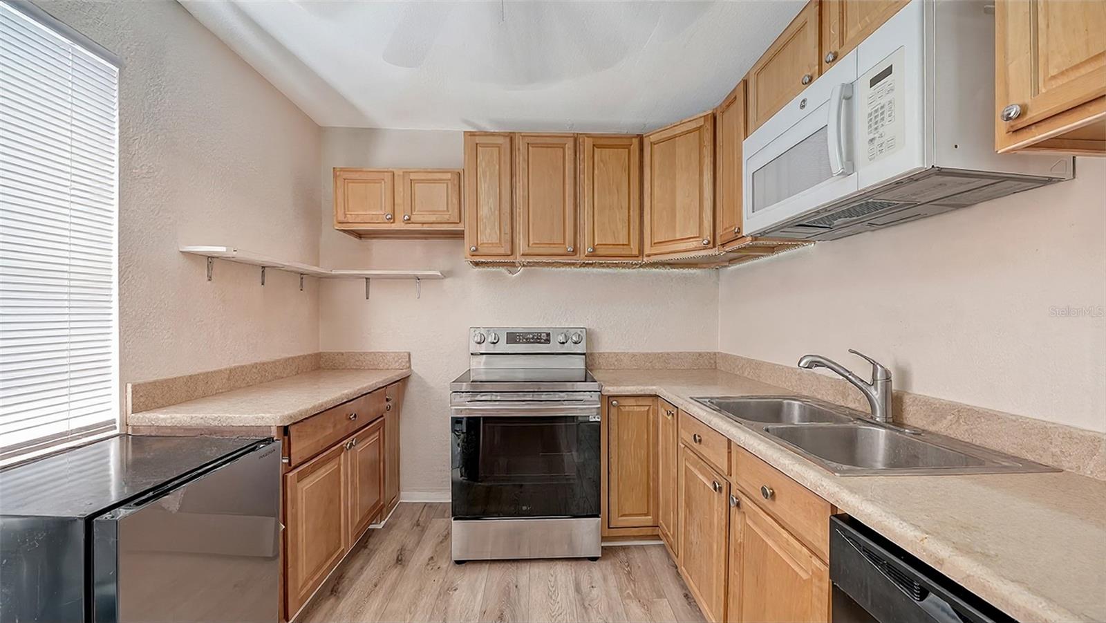 420 KUMQUAT CT, SARASOTA, FL — photo 4