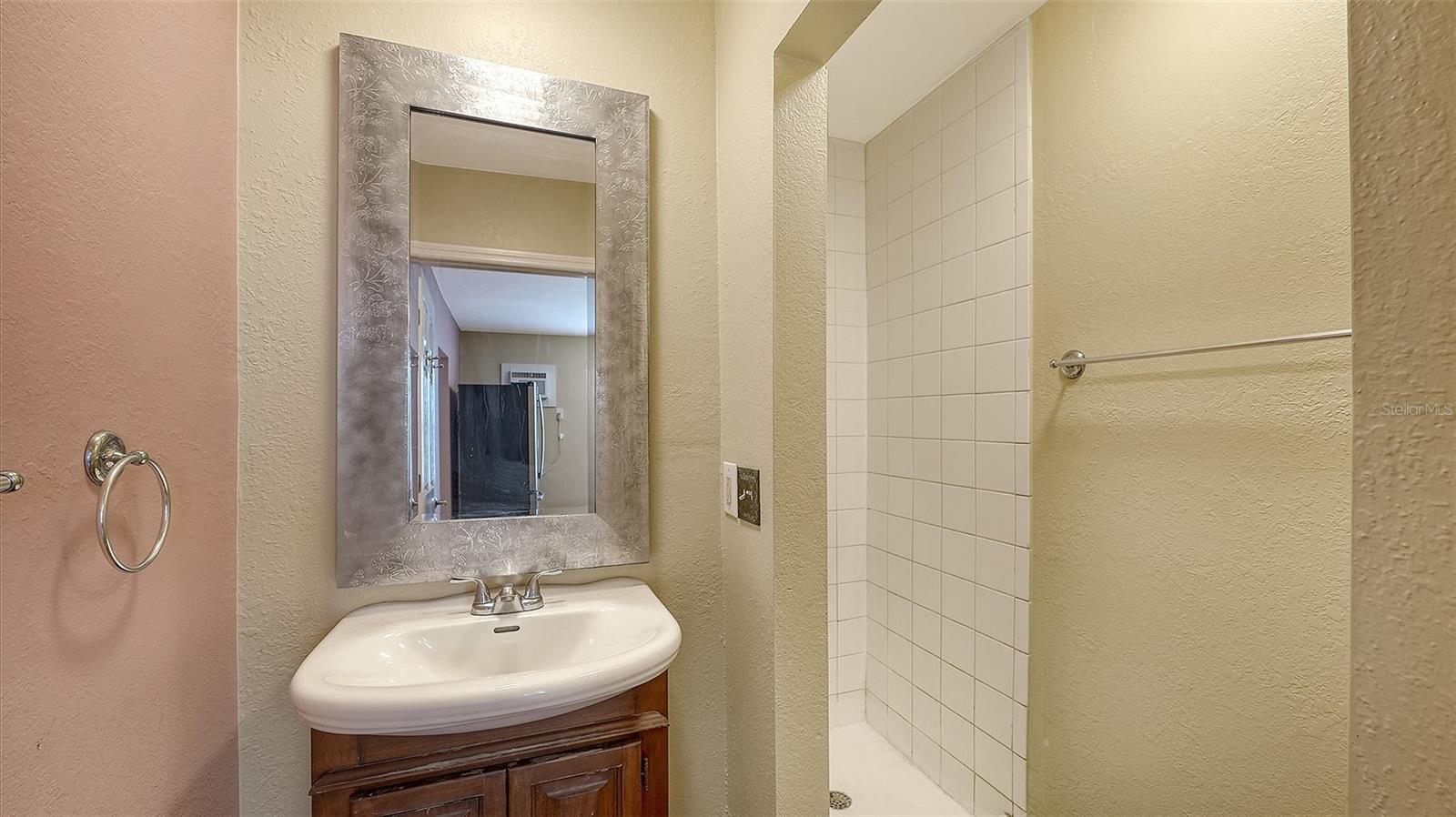 420 KUMQUAT CT, SARASOTA, FL — photo 50