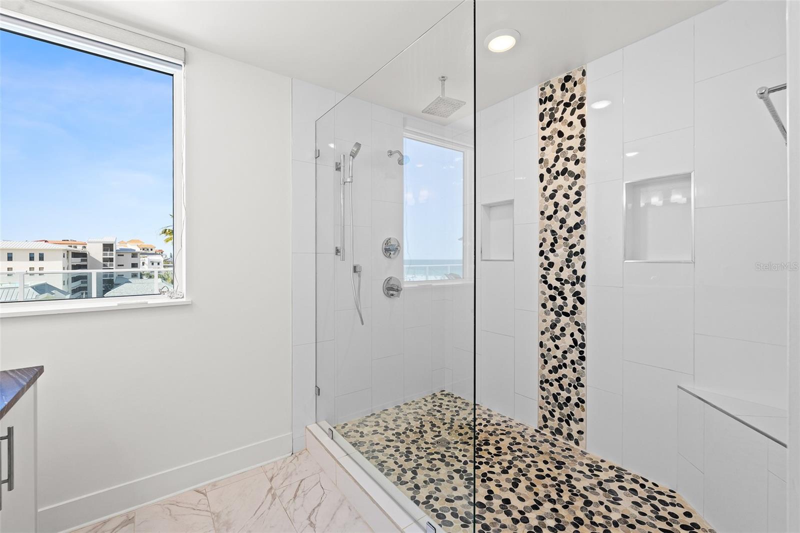 15 AVALON ST #502, CLEARWATER BEACH, FL — photo 26