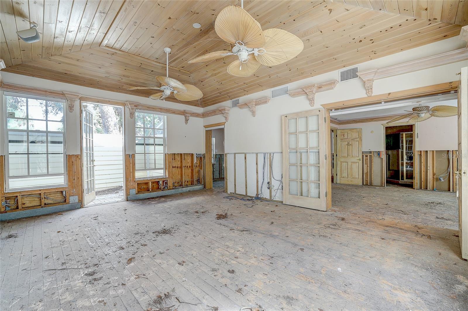 226 OGDEN ST, SARASOTA, FL — photo 31