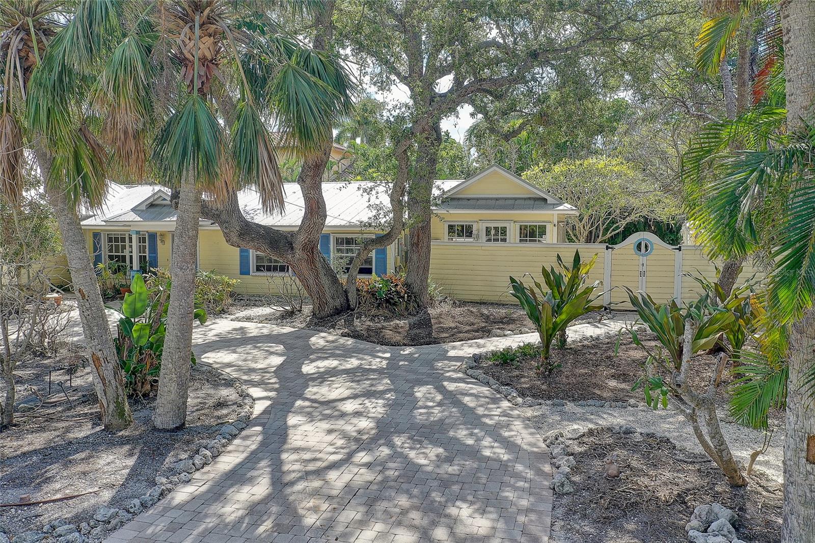 226 OGDEN ST, SARASOTA, FL — photo 51