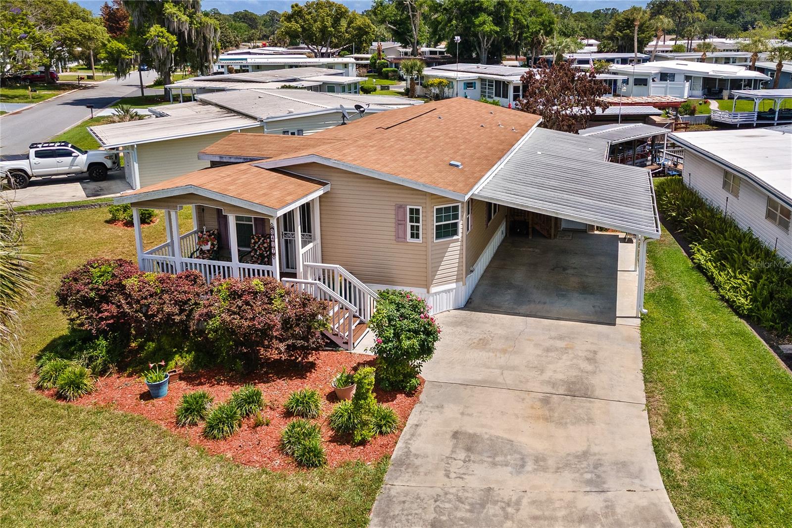 2417 VINDALE RD, TAVARES, FL