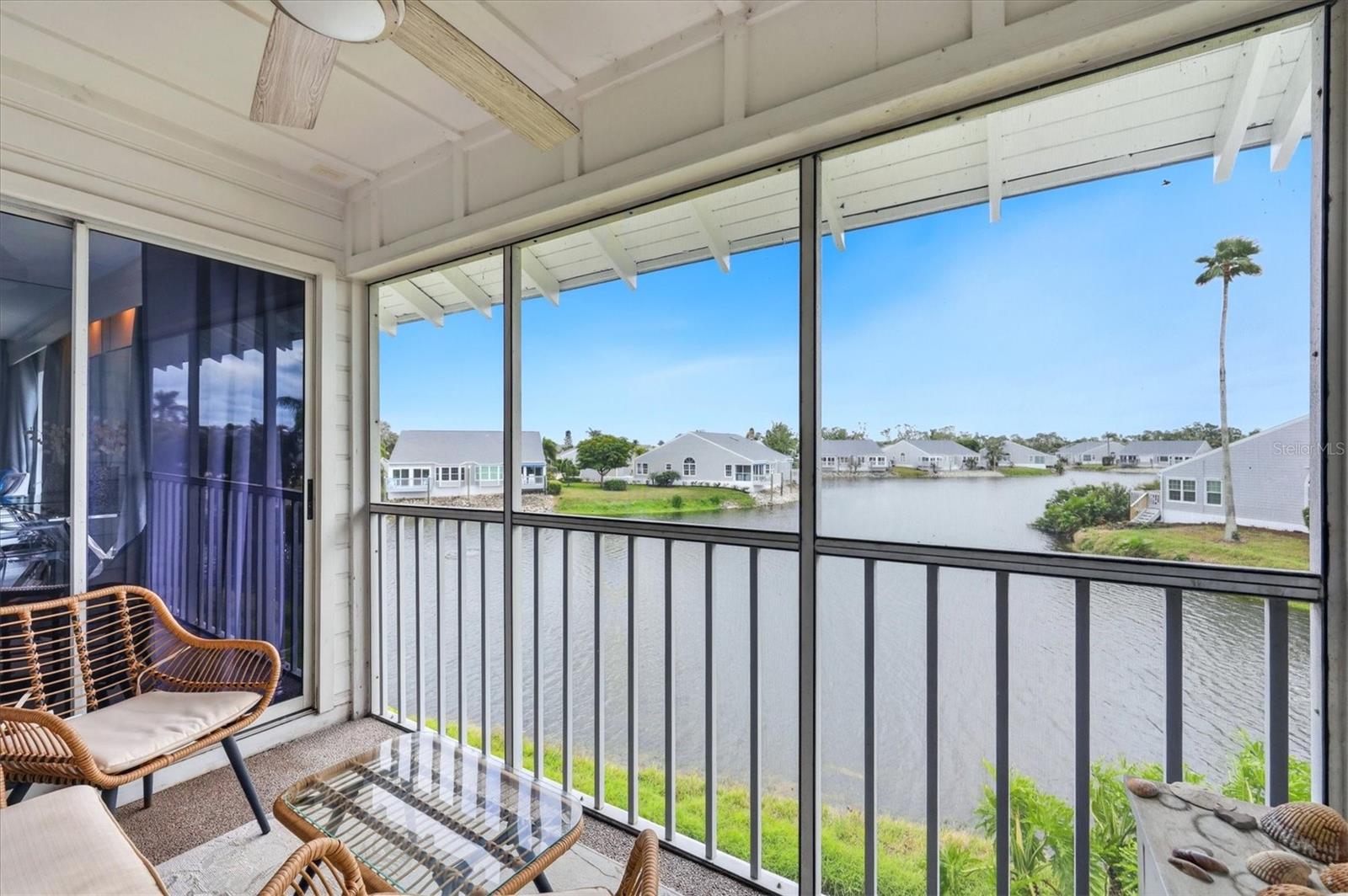 972 SANDPIPER CIR #972, BRADENTON, FL