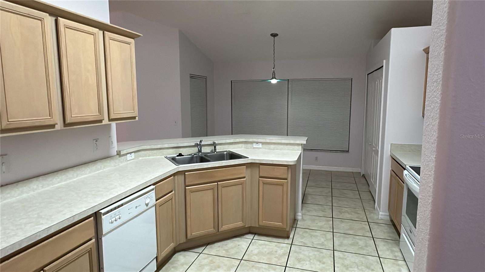 534 LAKE SUMNER DR, GROVELAND, FL — photo 10