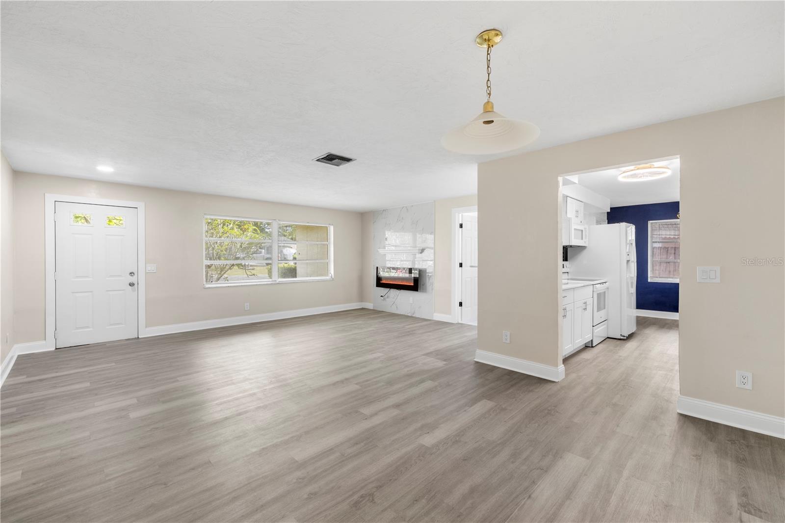 1820 PATLIN CIR N, LARGO, FL — photo 12