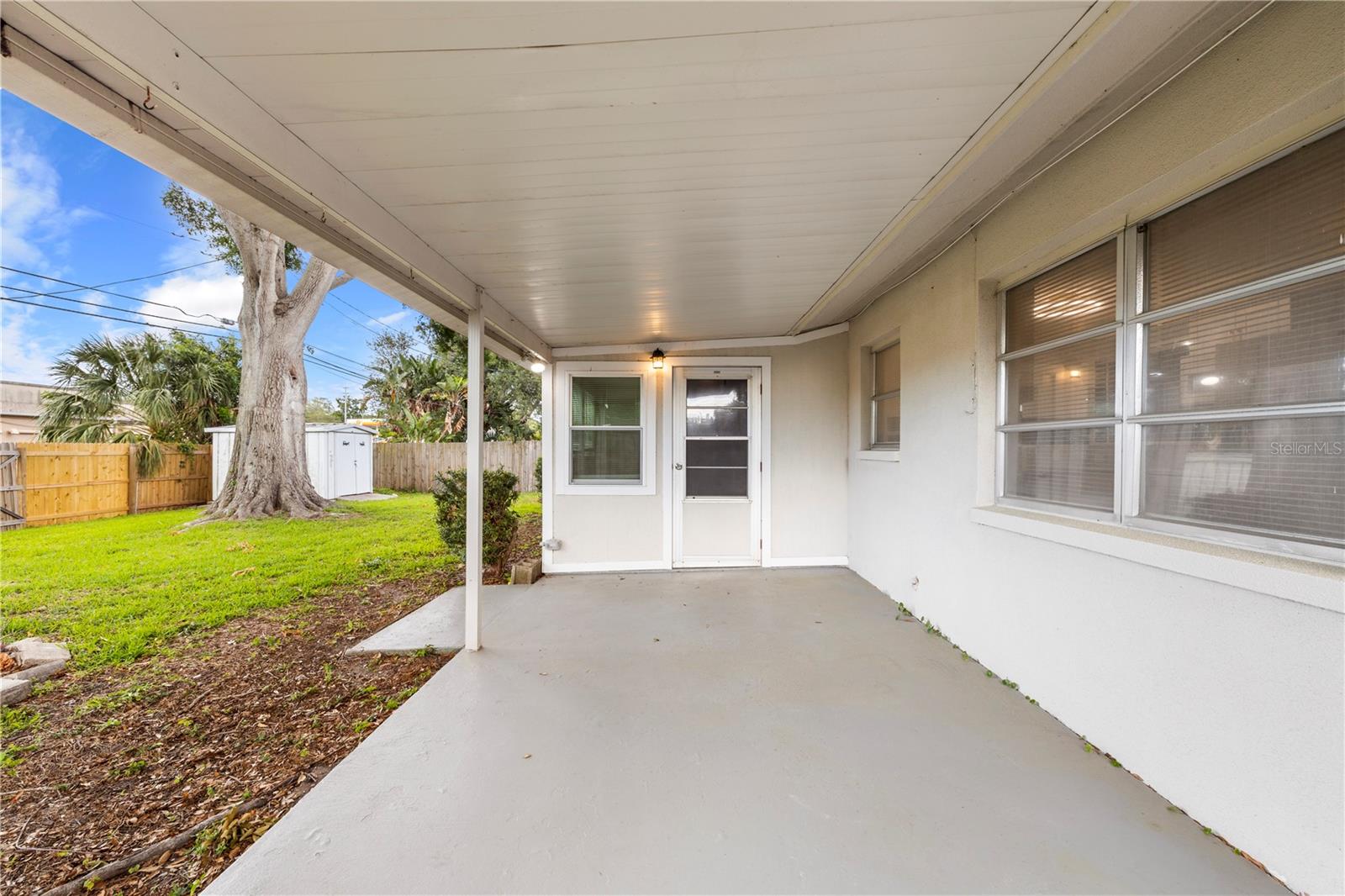 1820 PATLIN CIR N, LARGO, FL — photo 34
