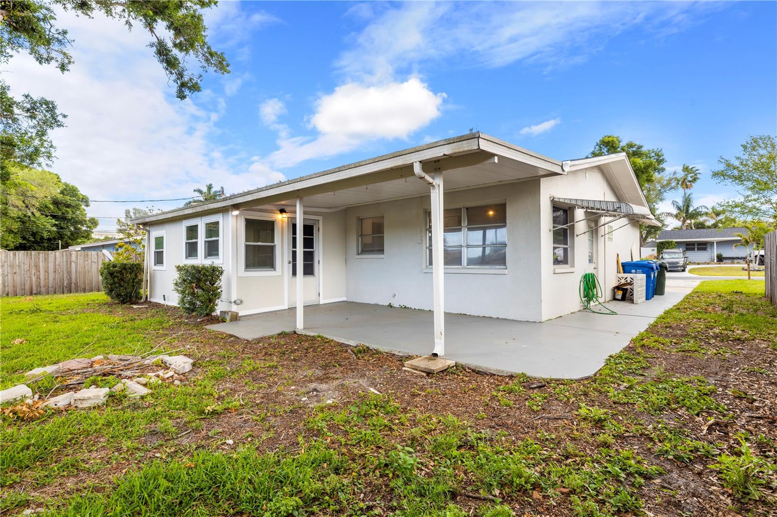 1820 PATLIN CIR N, LARGO, FL — photo 35