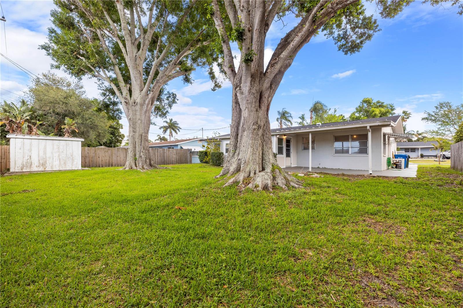 1820 PATLIN CIR N, LARGO, FL — photo 36