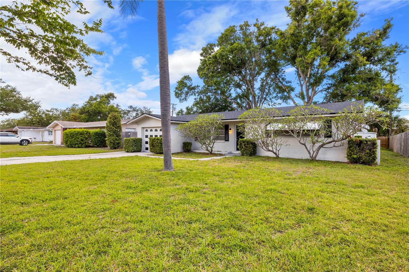 1820 PATLIN CIR N, LARGO, FL — photo 39