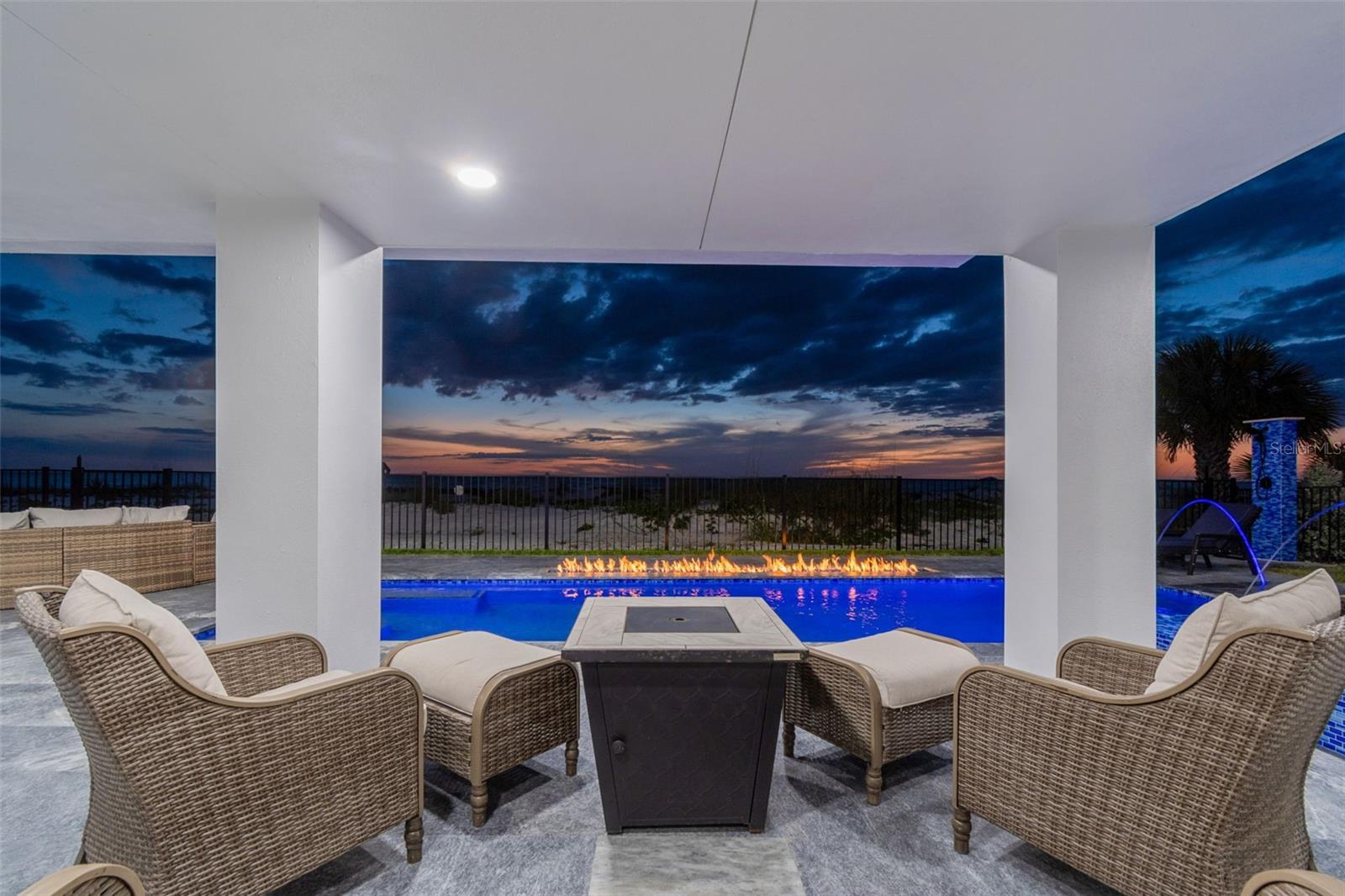 930 ELDORADO AVE, CLEARWATER BEACH, FL — photo 95