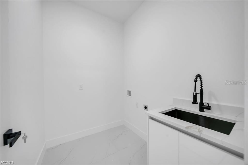 3901 3RD ST SW, LEHIGH ACRES, FL — photo 16