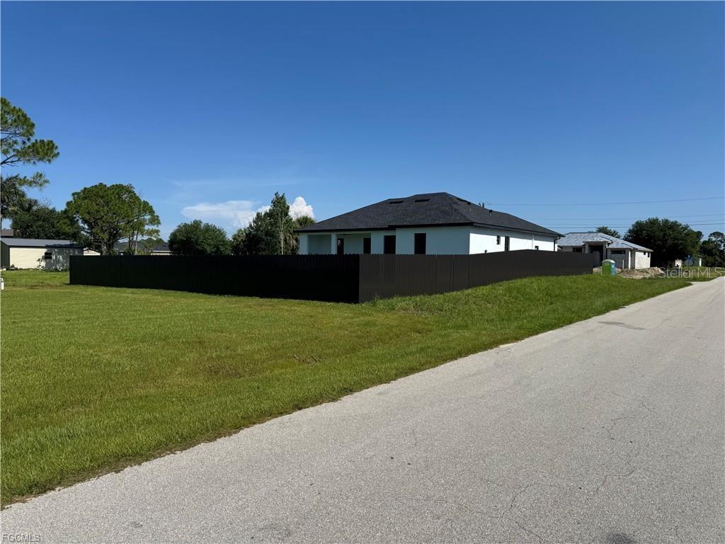 3901 3RD ST SW, LEHIGH ACRES, FL — photo 39
