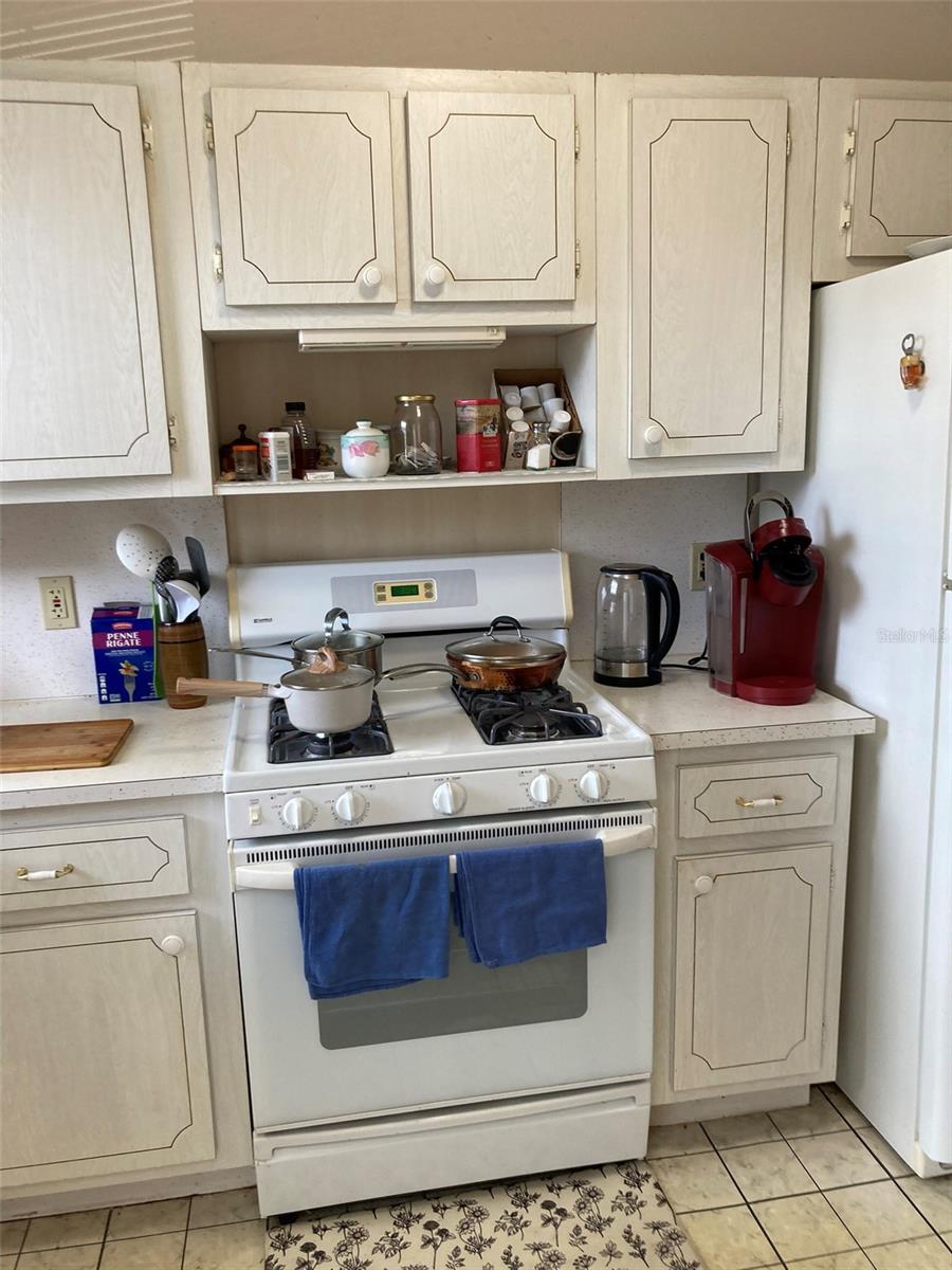 5660 80TH ST N #B107, ST PETERSBURG, FL — photo 13