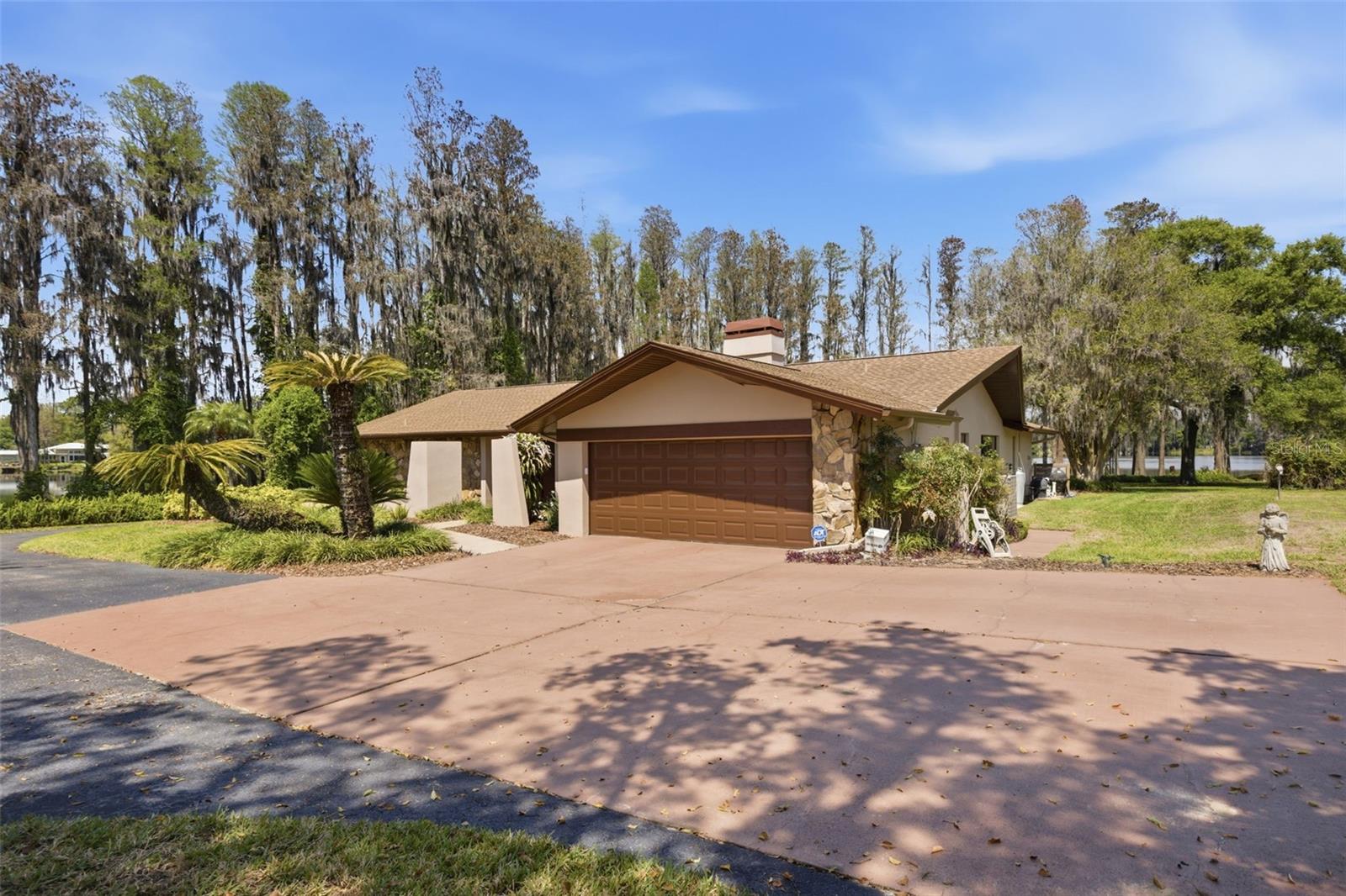 820 NEWBERGER RD, LUTZ, FL — photo 10