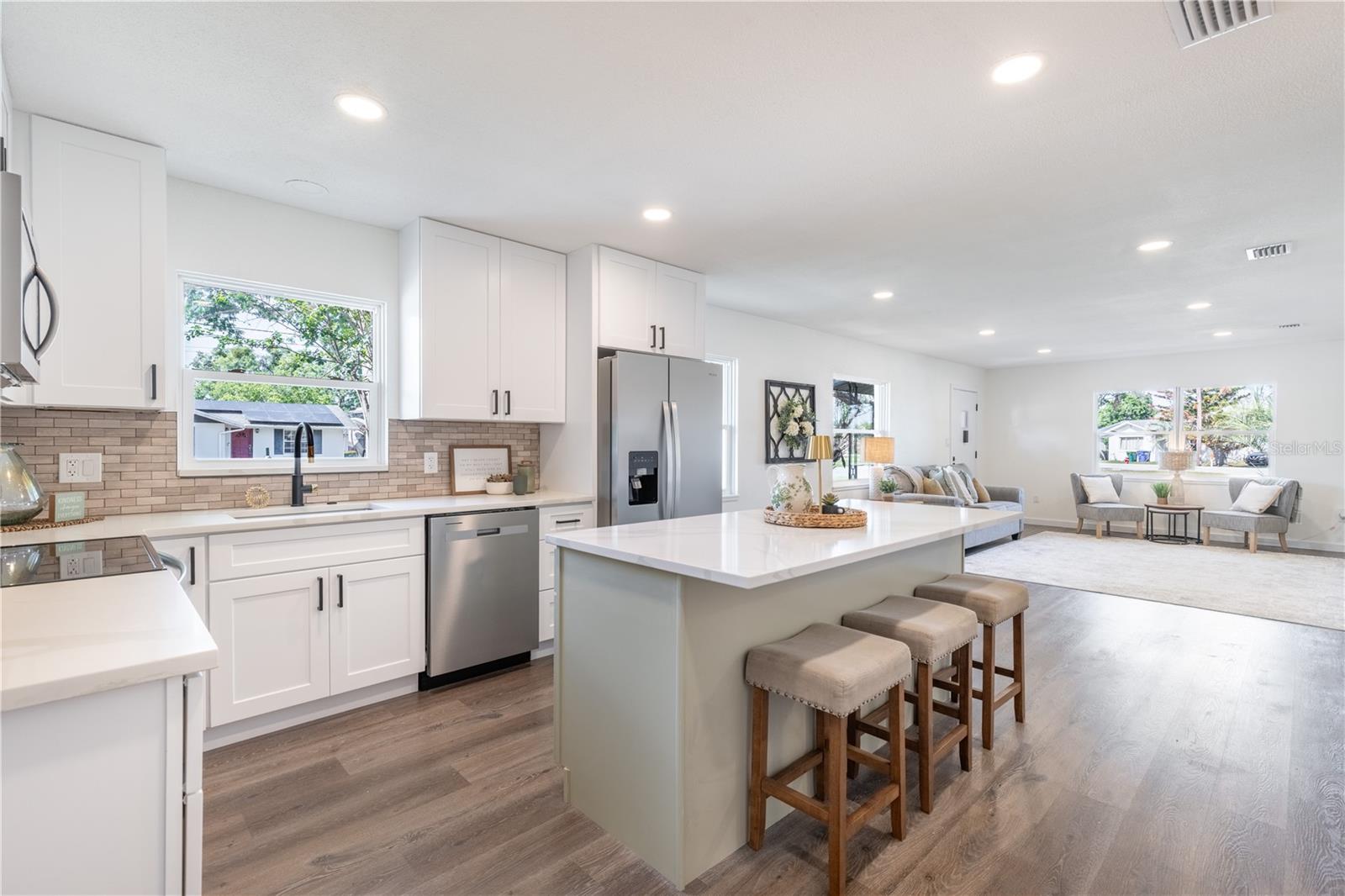 1201 SHERMAN AVE, TAVARES, FL — photo 13