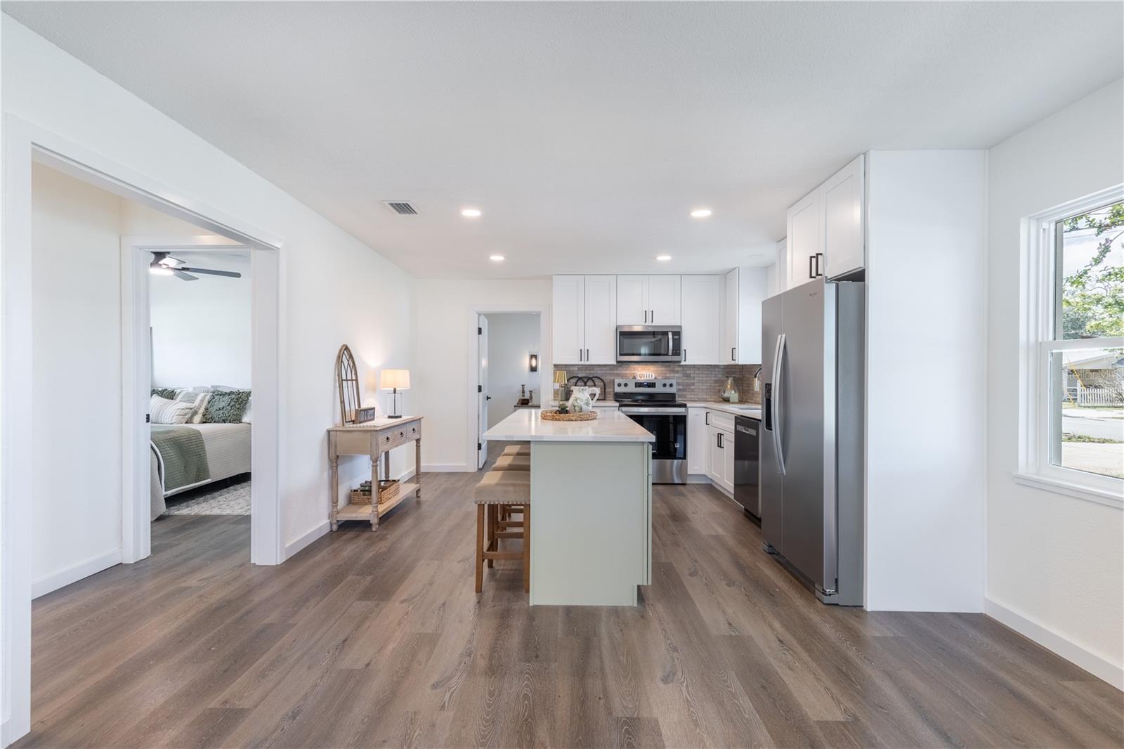 1201 SHERMAN AVE, TAVARES, FL — photo 15
