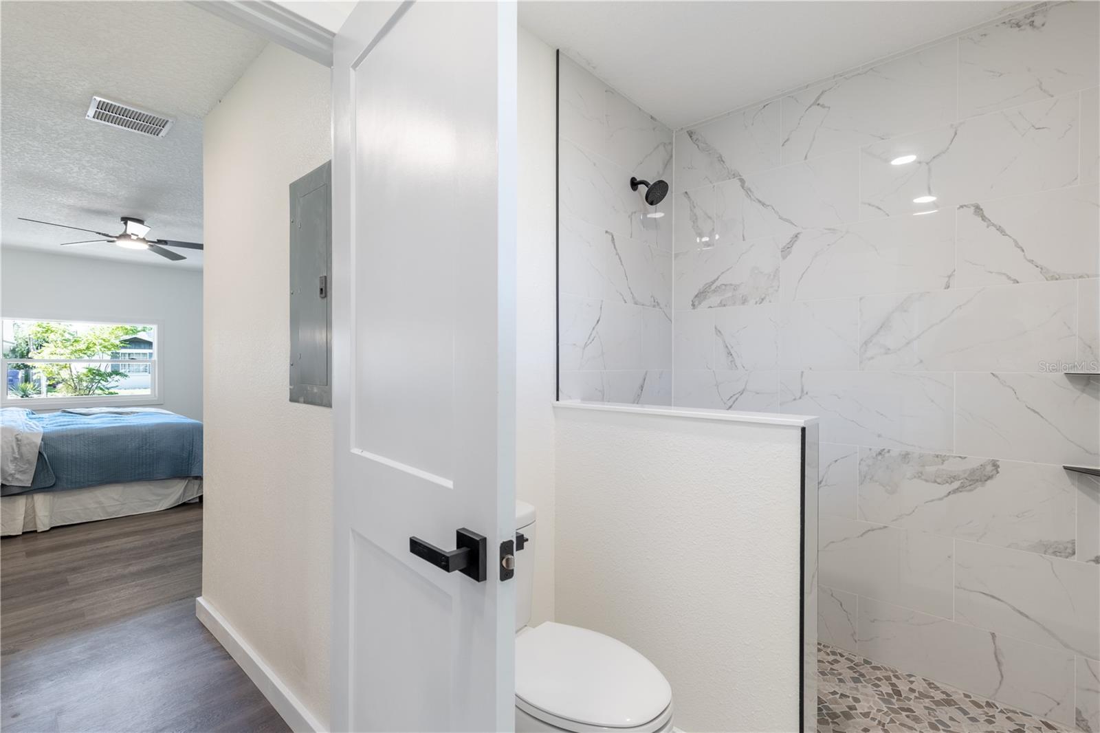 1201 SHERMAN AVE, TAVARES, FL — photo 26