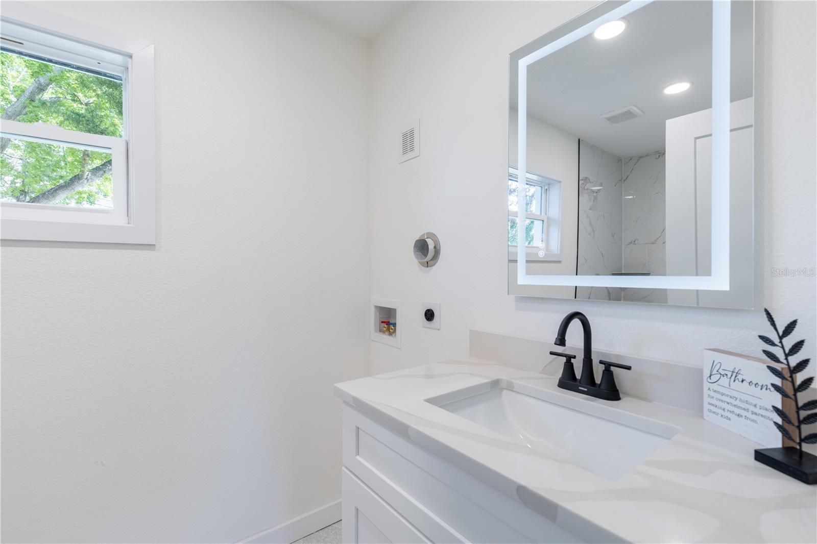 1201 SHERMAN AVE, TAVARES, FL — photo 29