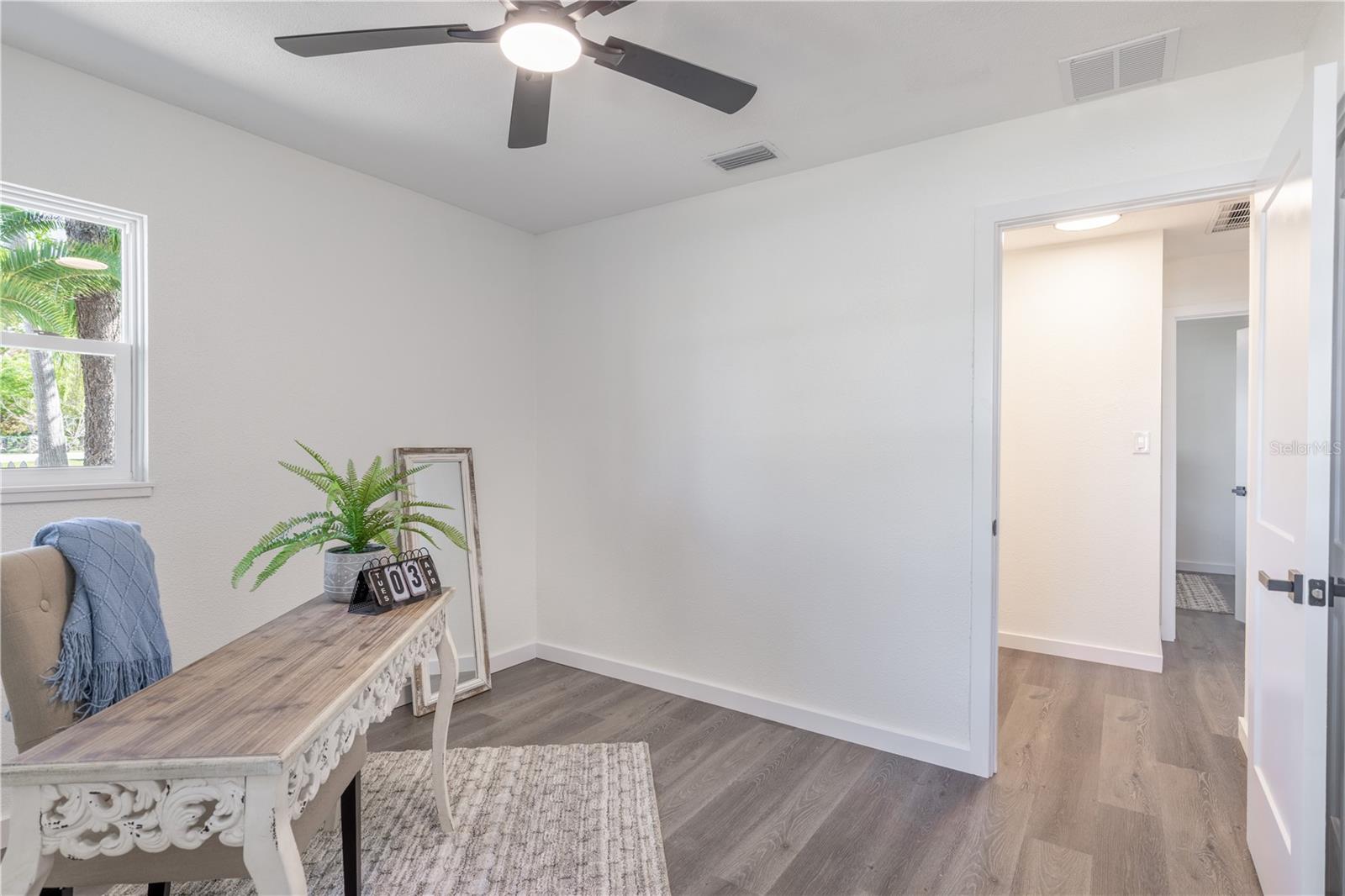 1201 SHERMAN AVE, TAVARES, FL — photo 38