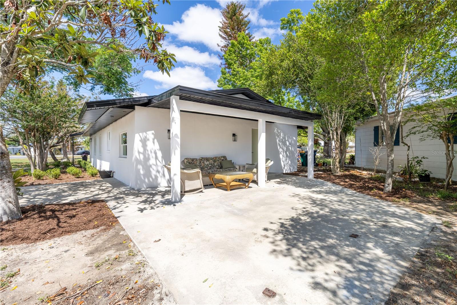 1201 SHERMAN AVE, TAVARES, FL — photo 46