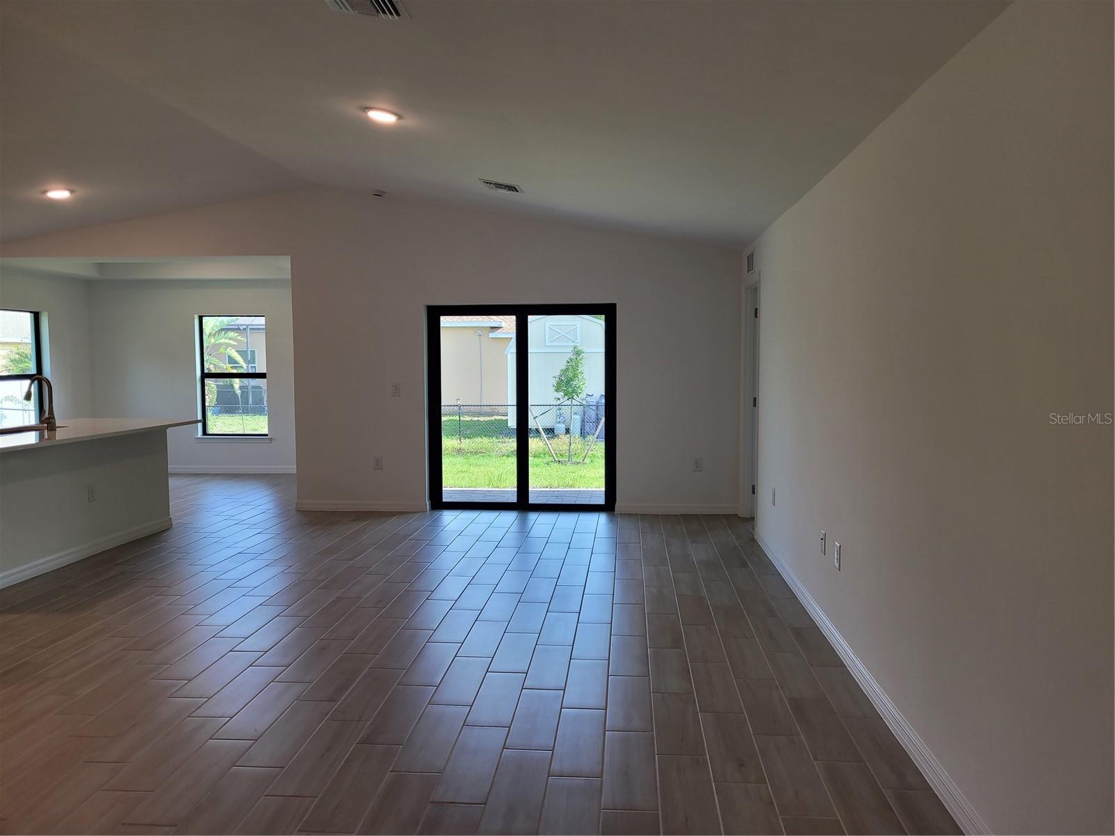 11383 BAGGOT AVE, ENGLEWOOD, FL — photo 2
