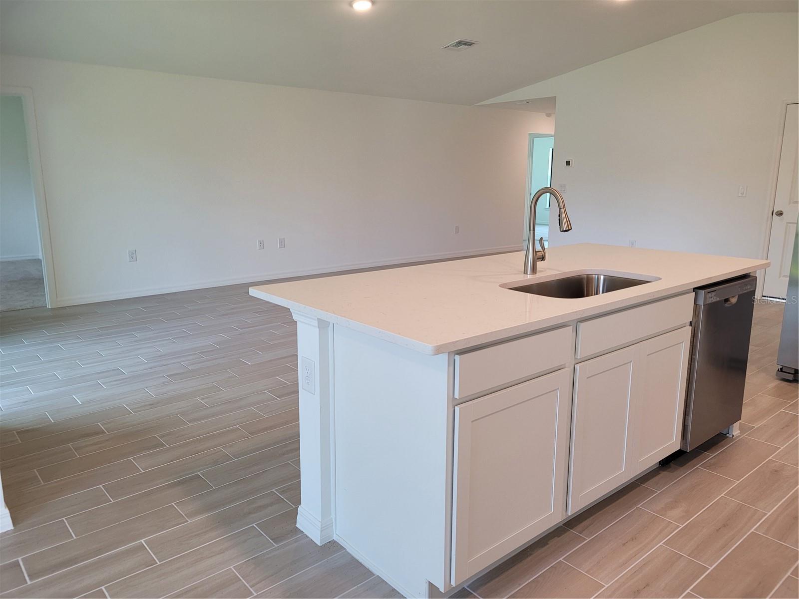 11383 BAGGOT AVE, ENGLEWOOD, FL — photo 14