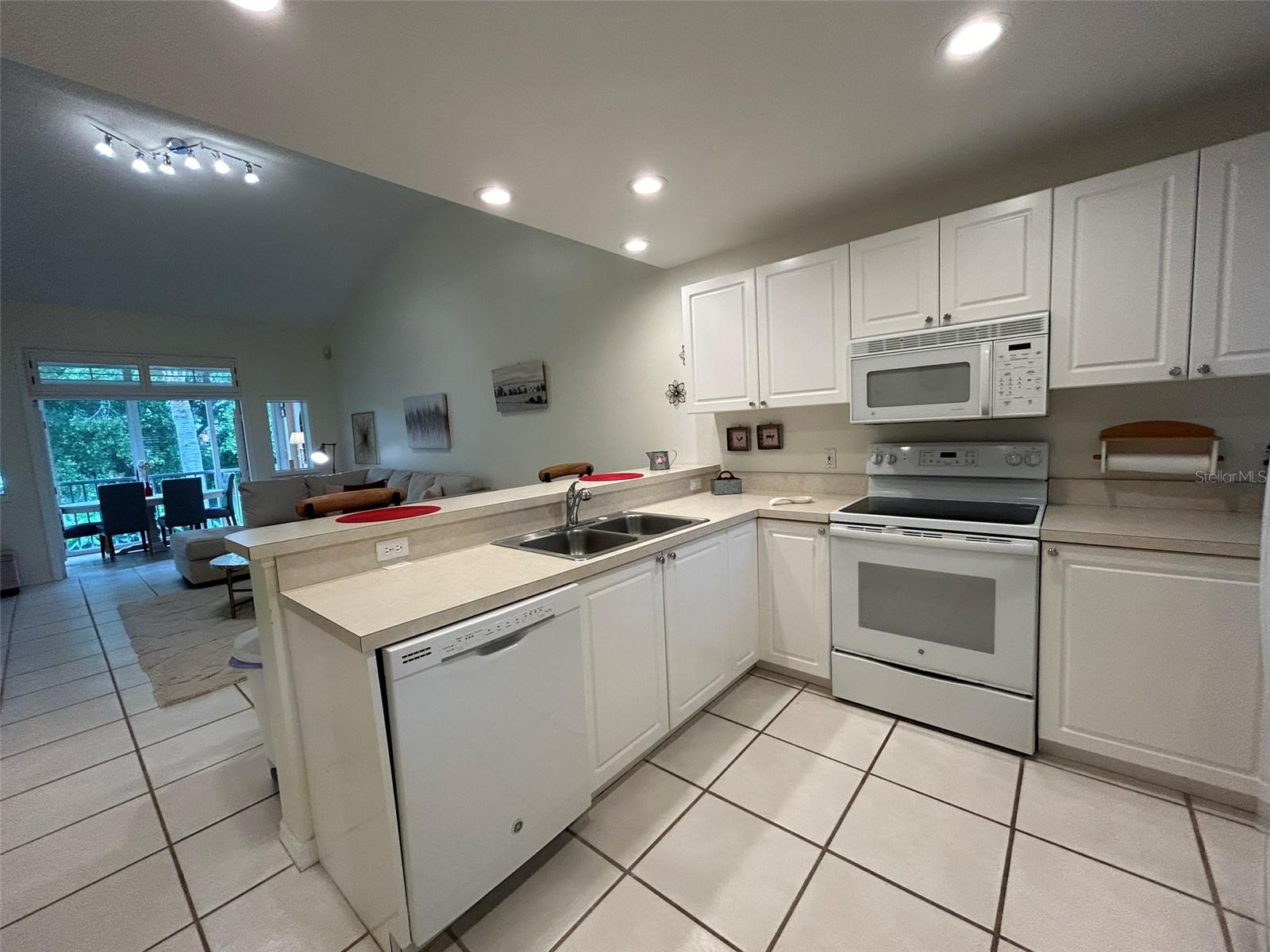 3605 54TH DR W #203, BRADENTON, FL — photo 4