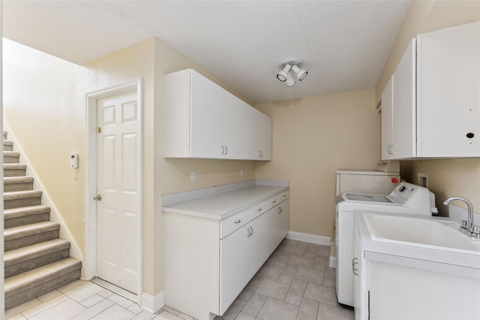 17540 VISTA BELLE CT, MONTVERDE, FL — photo 47