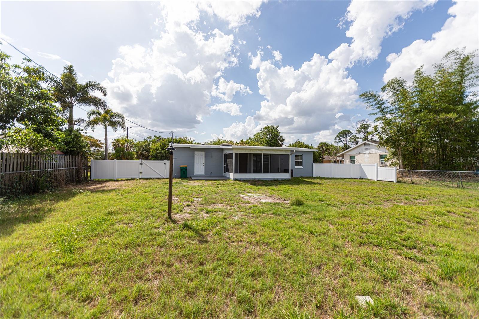 3208 PINETREE ST, PORT CHARLOTTE, FL — photo 17