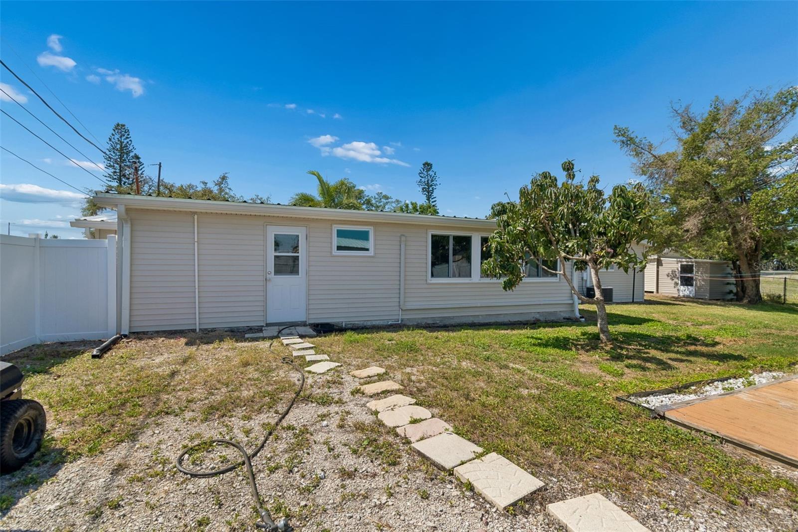 1130 SWEENEY DR, RUSKIN, FL — photo 30