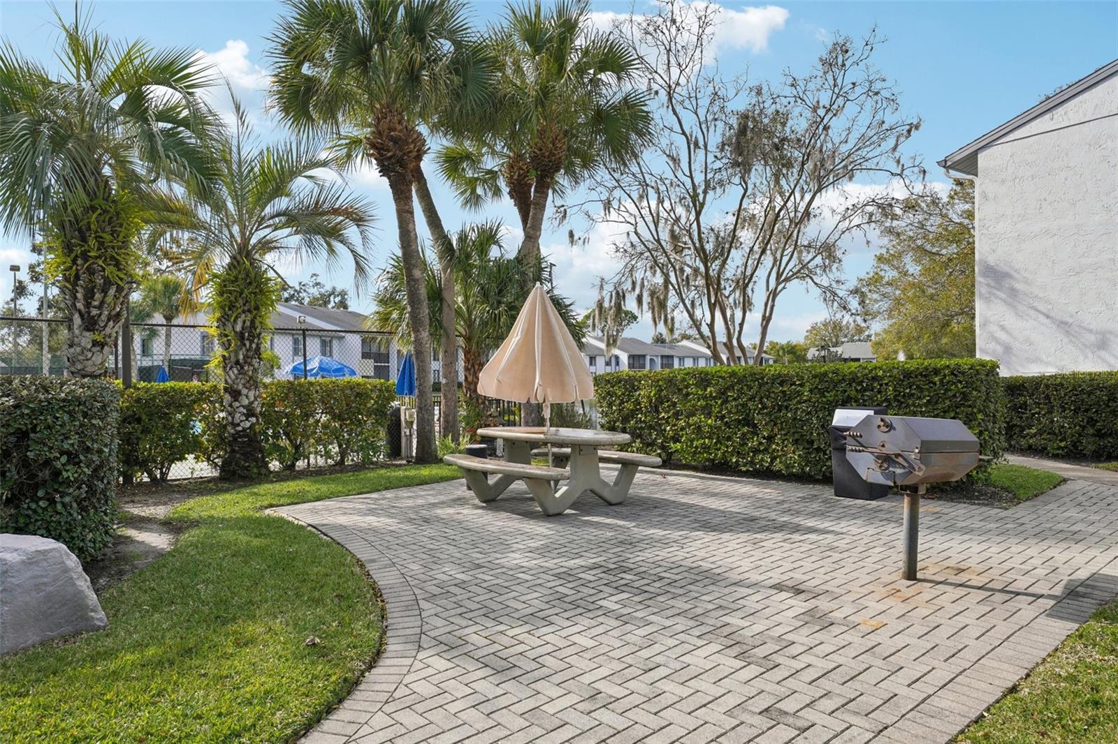 1344 PINE RIDGE CIR E #E3, TARPON SPRINGS, FL — photo 19
