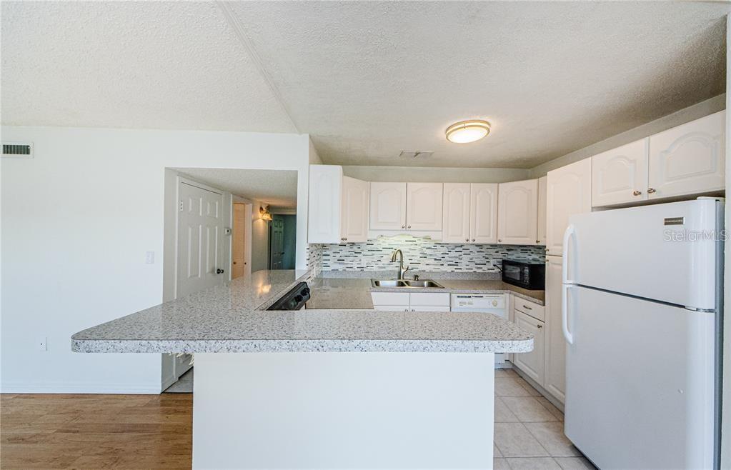 383 S MCMULLEN BOOTH RD #68, CLEARWATER, FL — photo 8