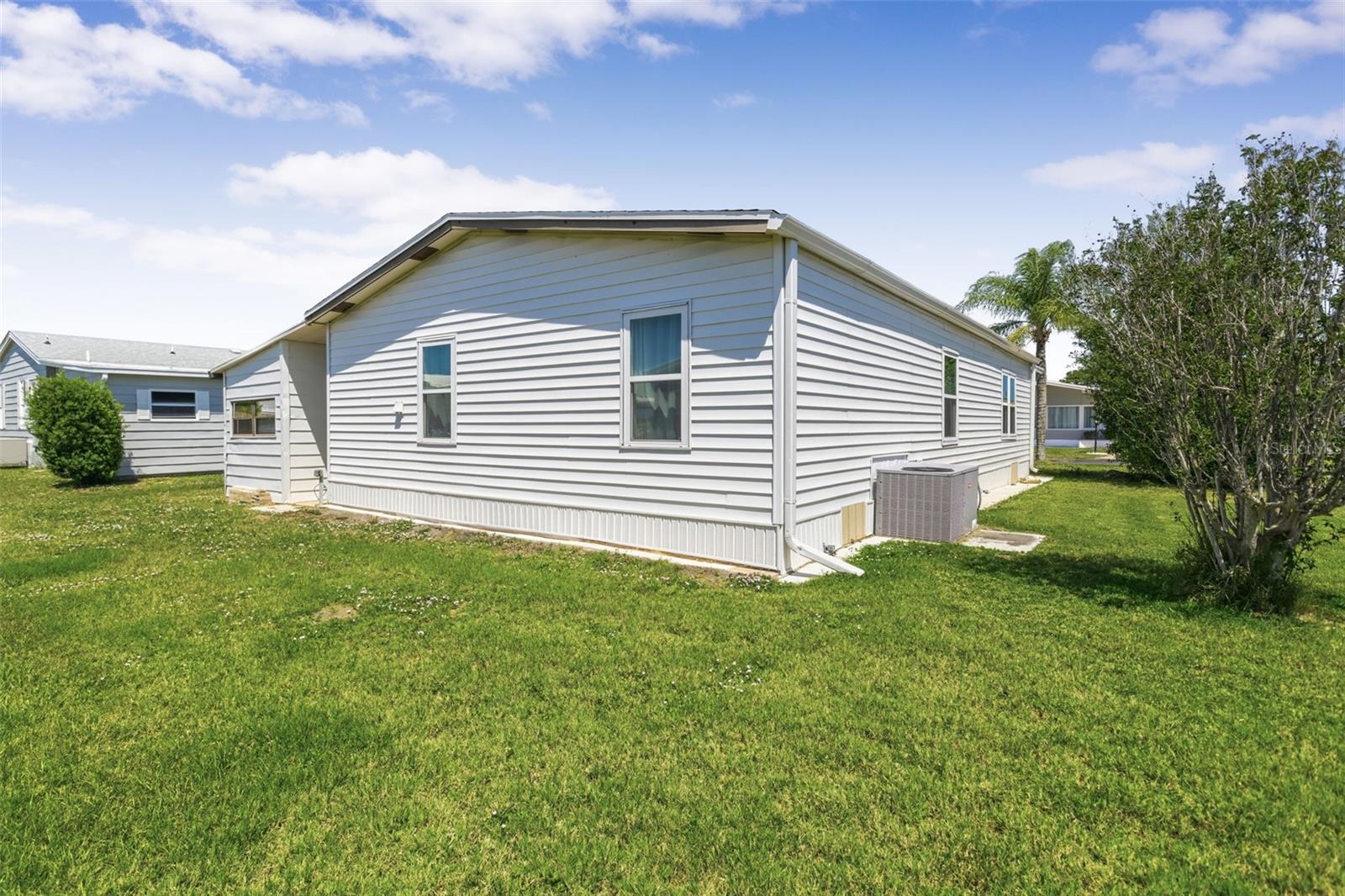 485 LOMA LINDA, NORTH PORT, FL — photo 24