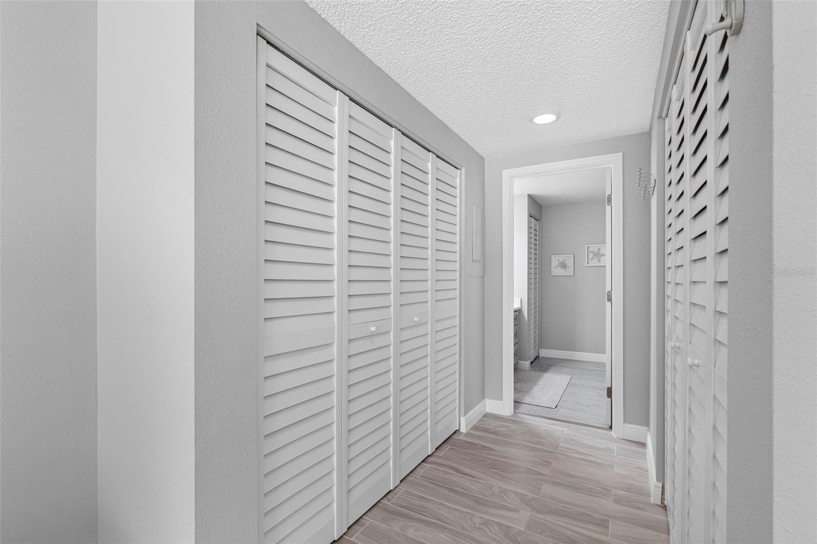 1501 GULF BLVD #102, CLEARWATER BEACH, FL — photo 28