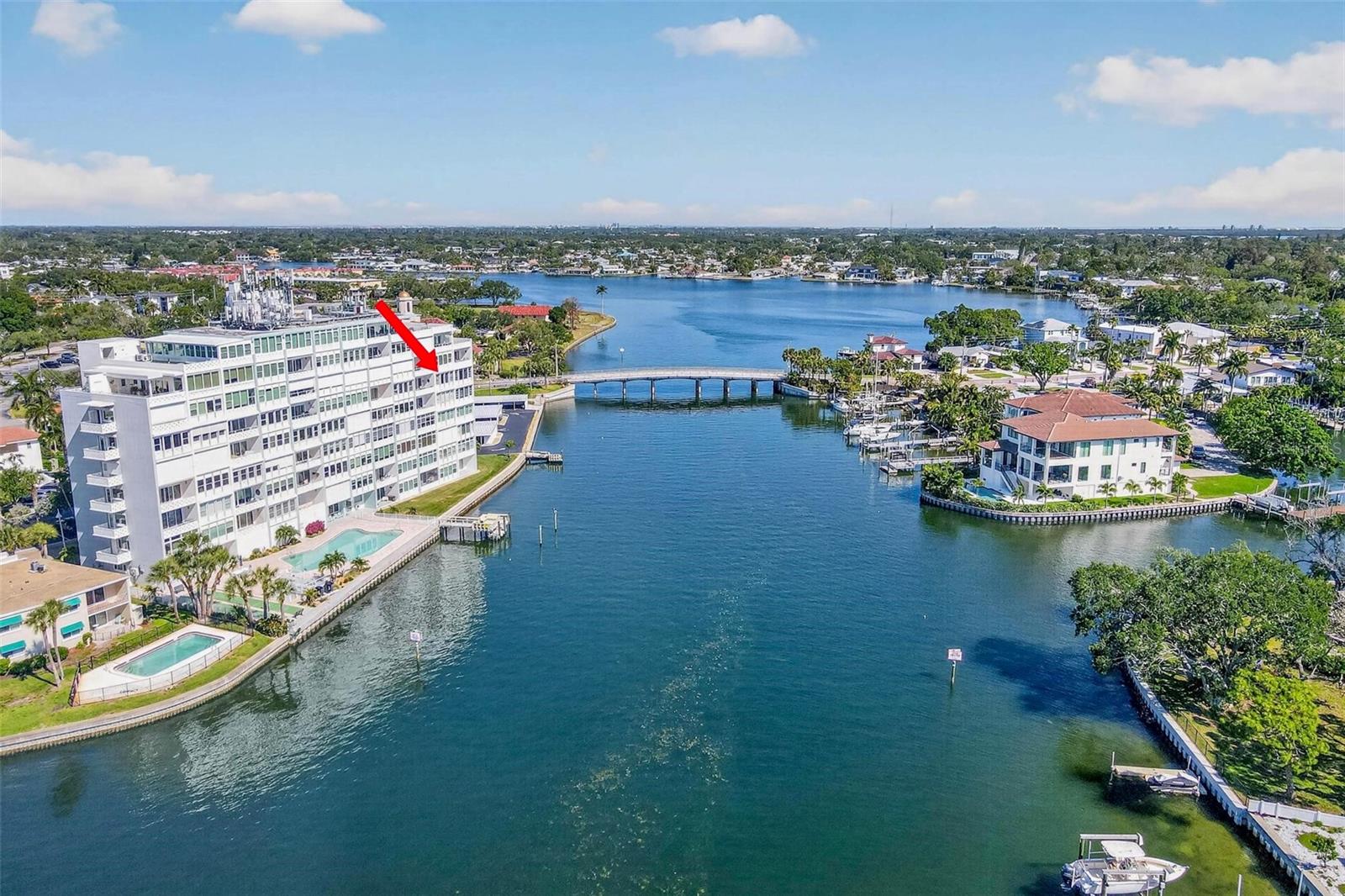 1365 SNELL ISLE BLVD NE #6A, ST PETERSBURG, FL