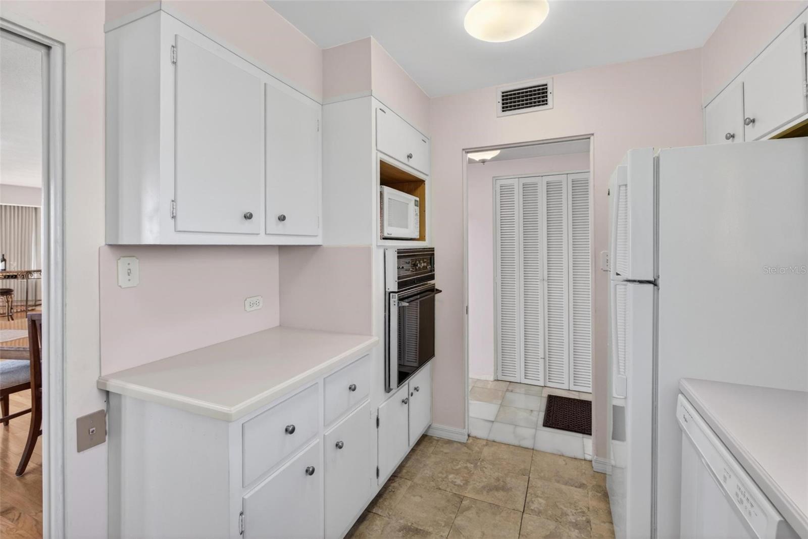 1365 SNELL ISLE BLVD NE #6A, ST PETERSBURG, FL — photo 12