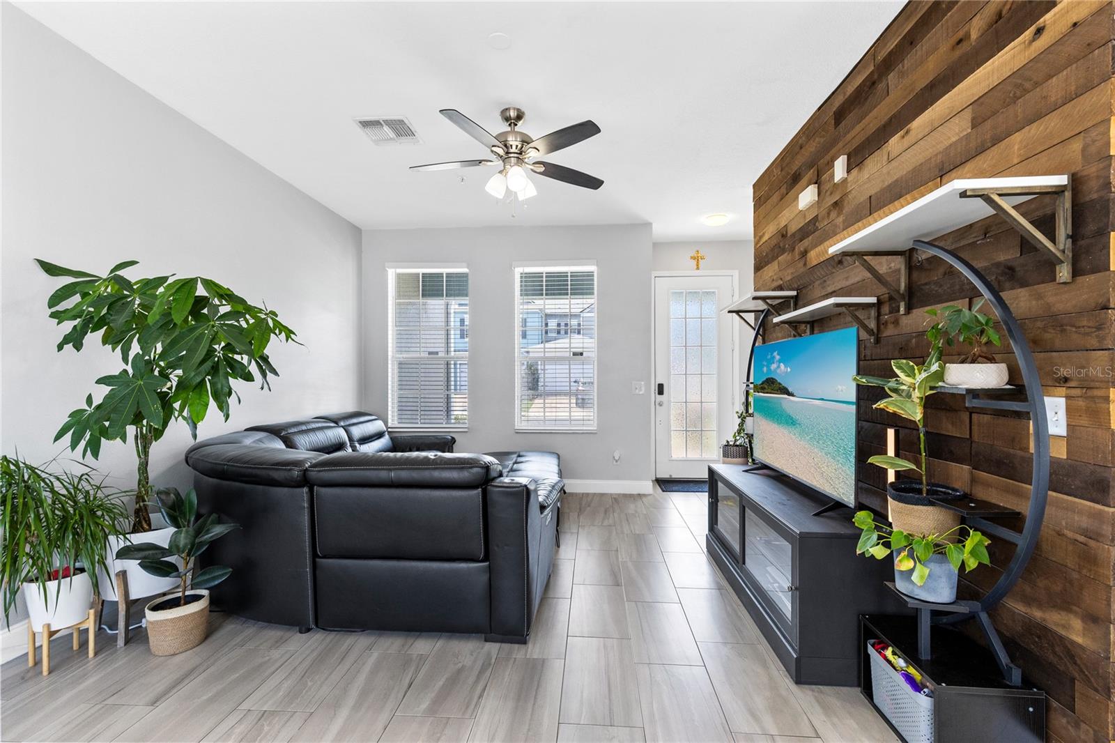 6187 CHAPLEDALE DR, ORLANDO, FL — photo 2