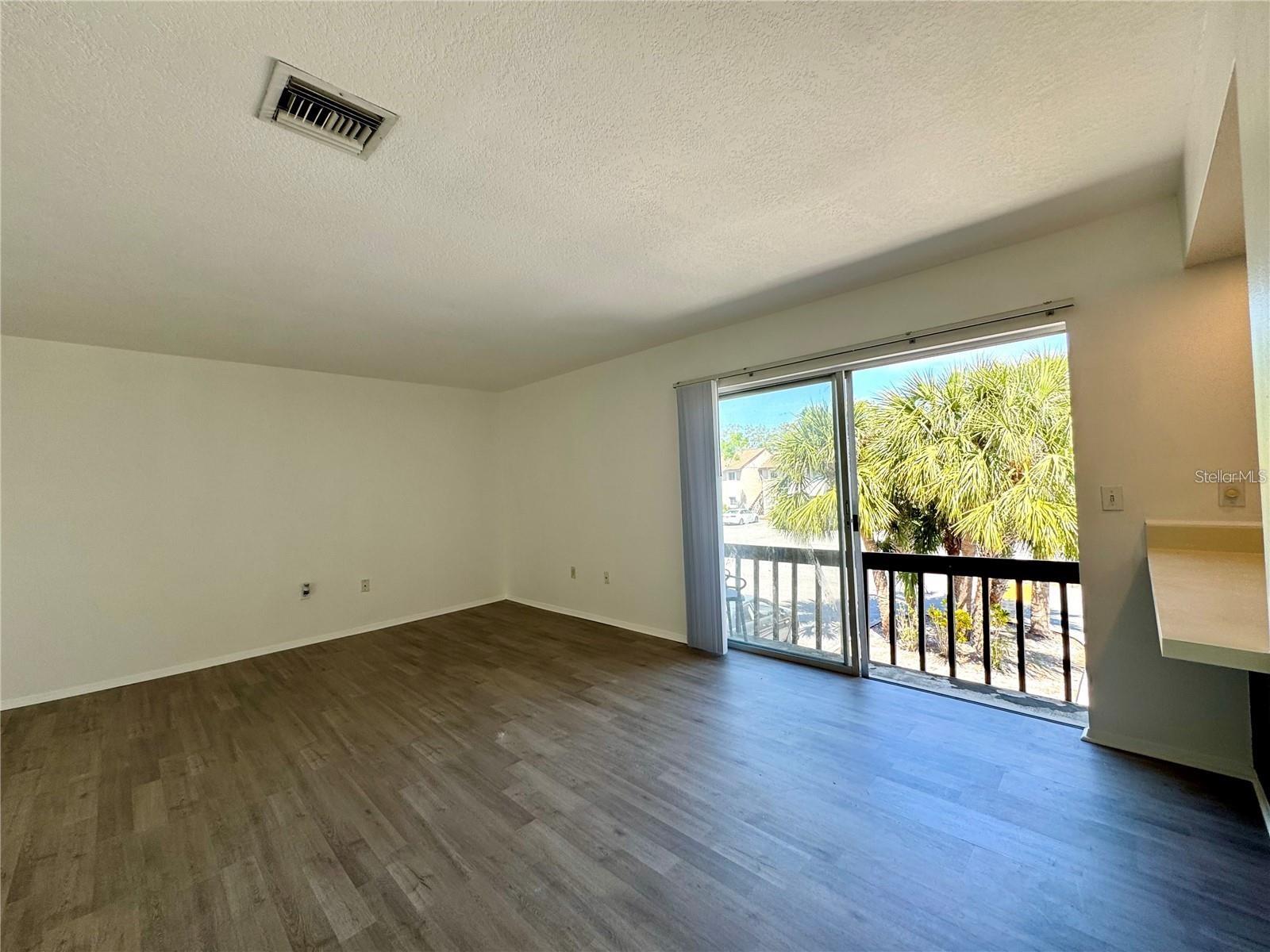 2632 HIDDEN LAKE DR N #E, SARASOTA, FL — photo 17